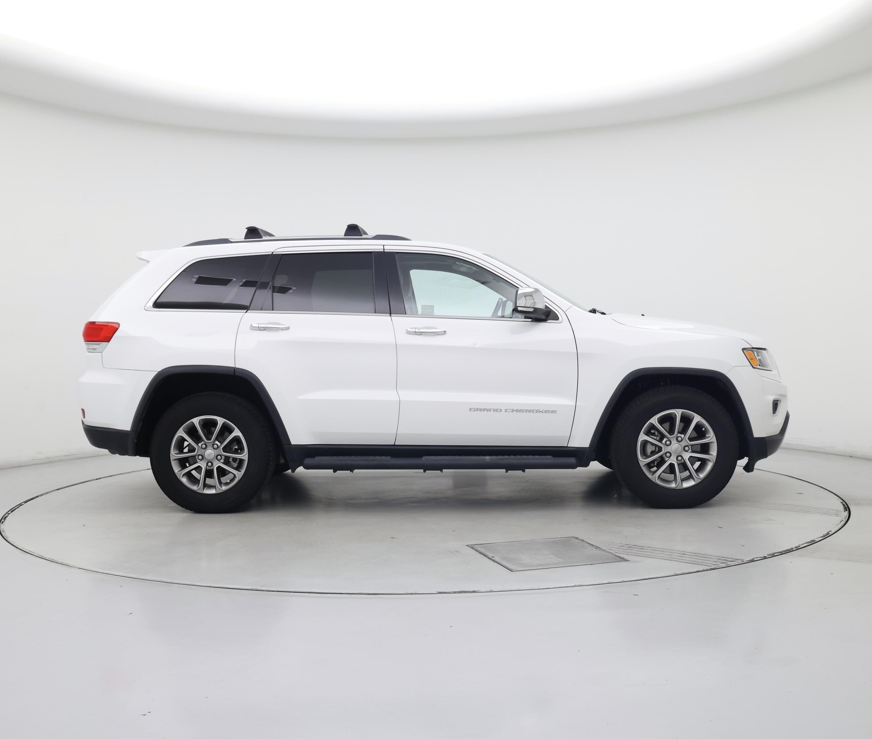 Thumbnail: 2015 Jeep Grand Cherokee - 7