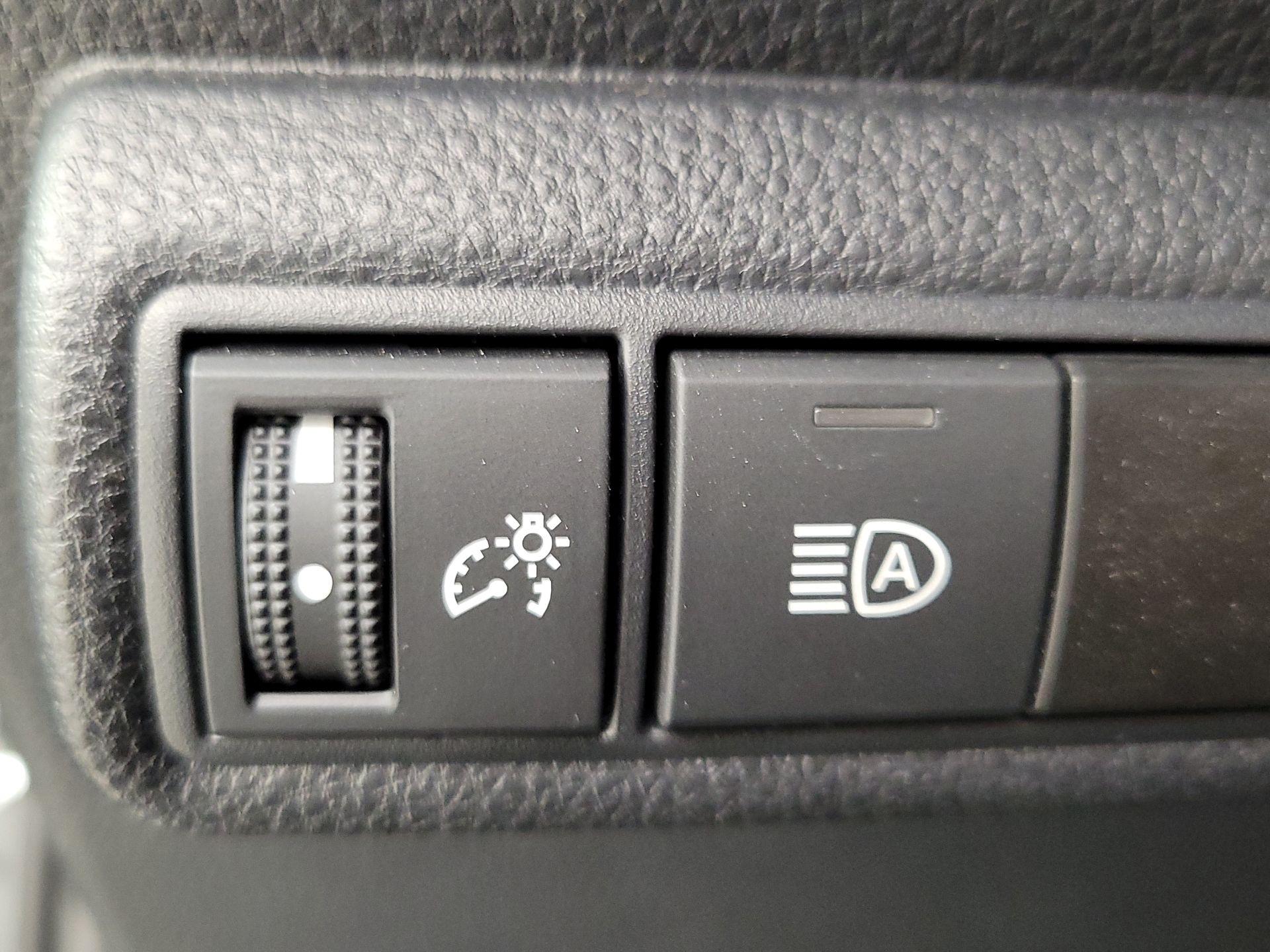 Thumbnail: 2024 Toyota Corolla - 13