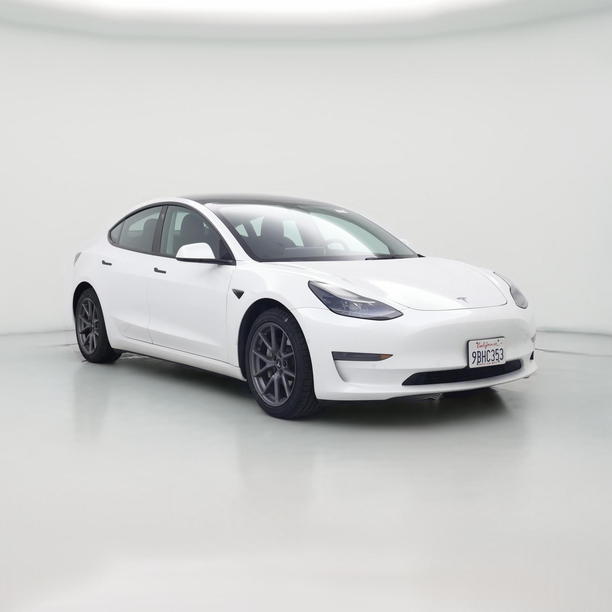 Thumbnail: 2022 Tesla Model 3 - 1