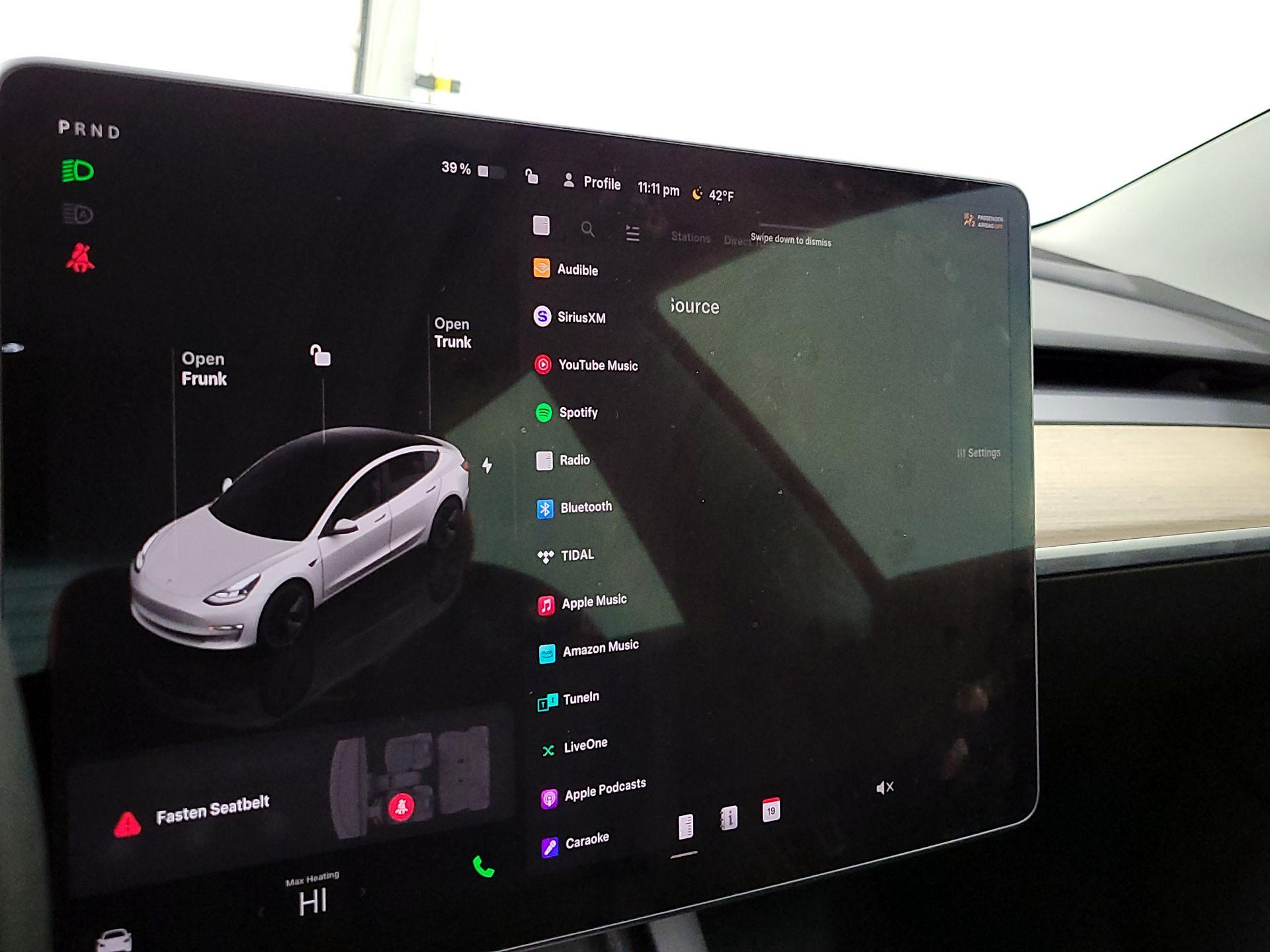 Thumbnail: 2022 Tesla Model 3 - 15