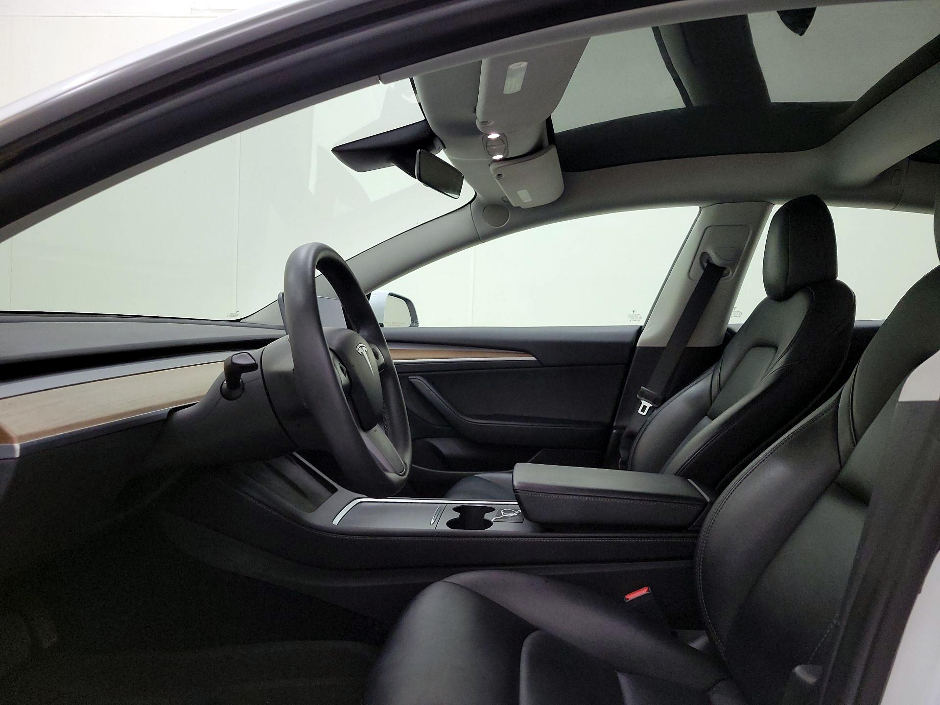 Thumbnail: 2022 Tesla Model 3 - 18