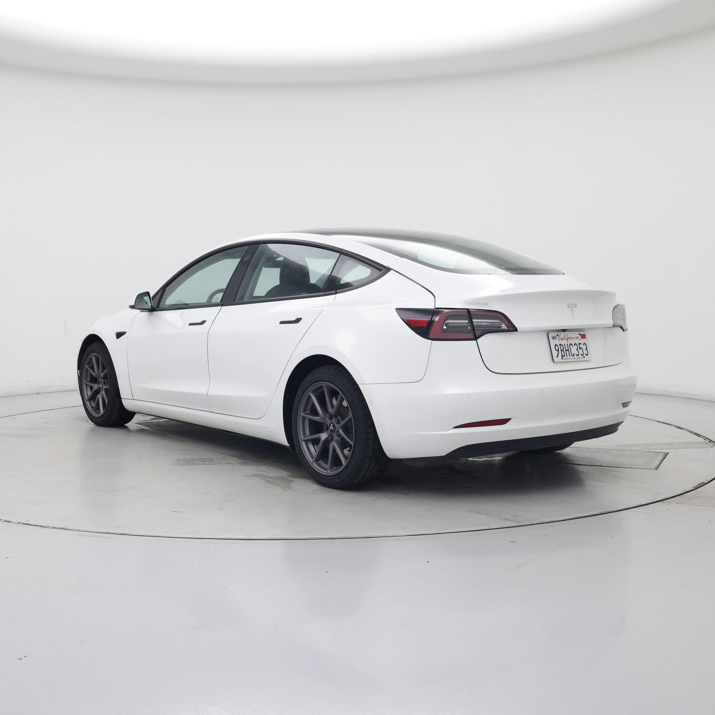 Thumbnail: 2022 Tesla Model 3 - 2