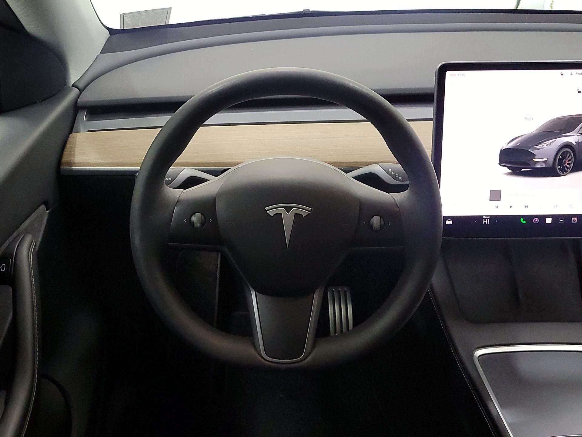 Thumbnail: 2022 Tesla Model Y - 10