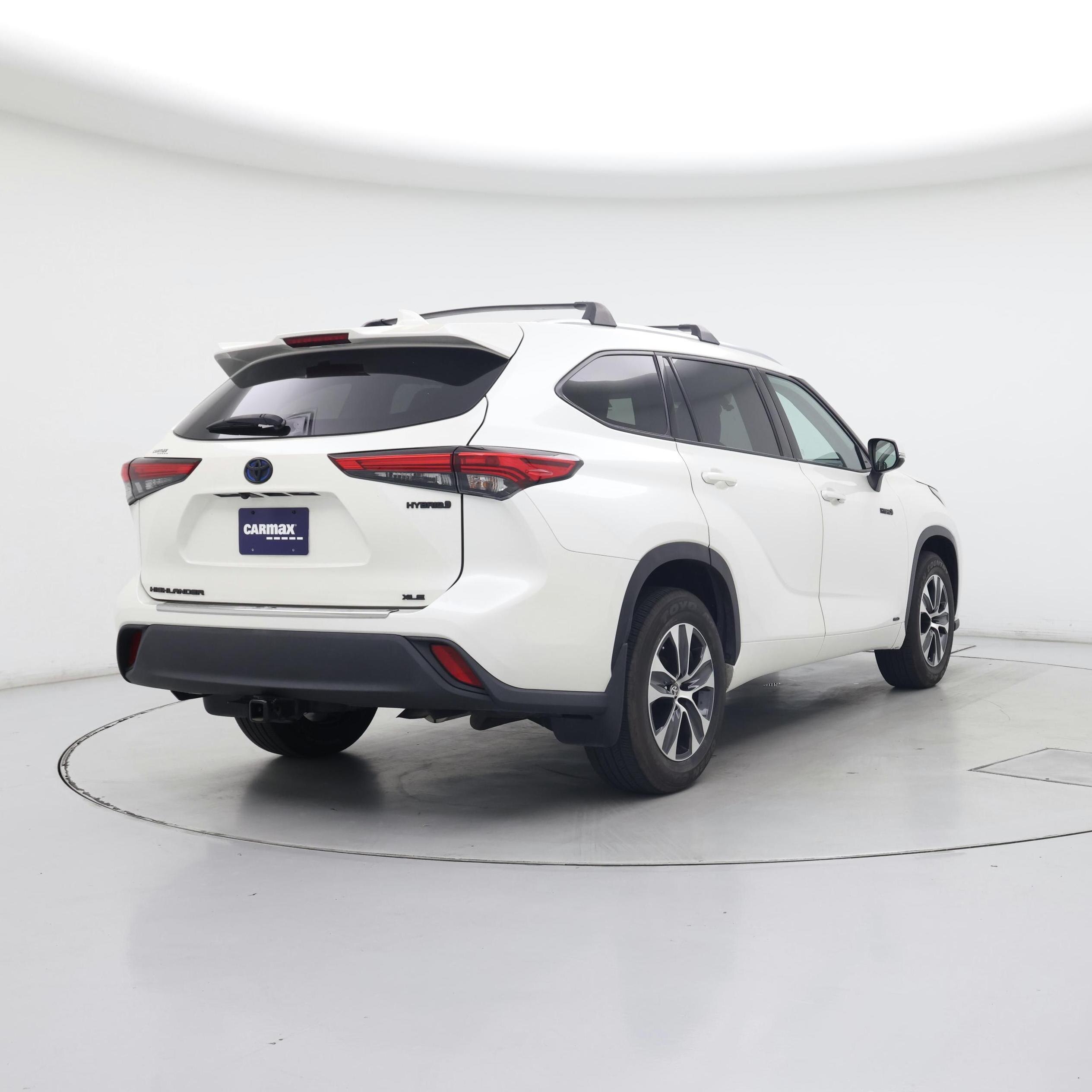 Thumbnail: 2021 Toyota Highlander - 8