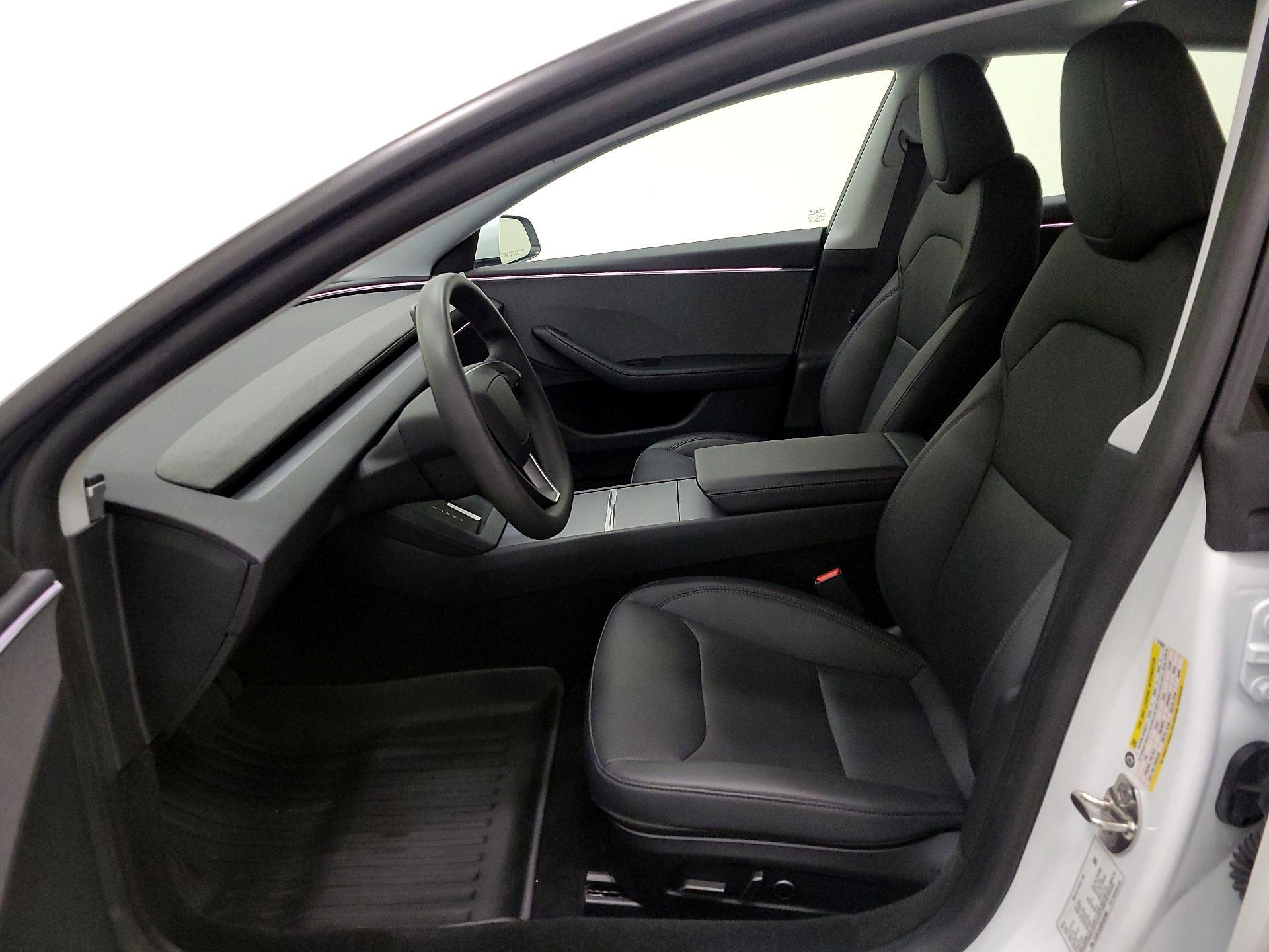 Thumbnail: 2024 Tesla Model 3 - 11