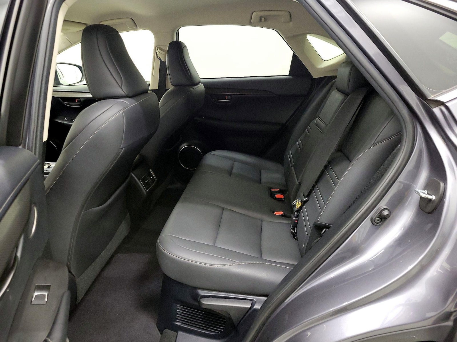 2020 Lexus NX 300 - Photo 20