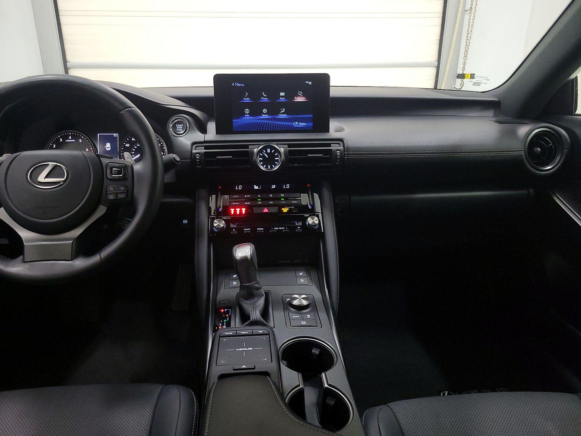 Thumbnail: 2023 Lexus IS - 9