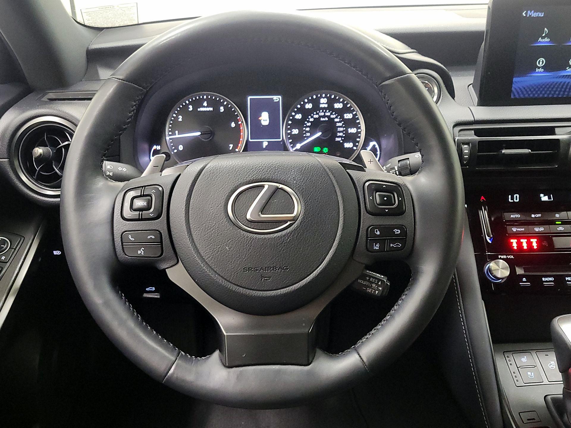 Thumbnail: 2023 Lexus IS - 10