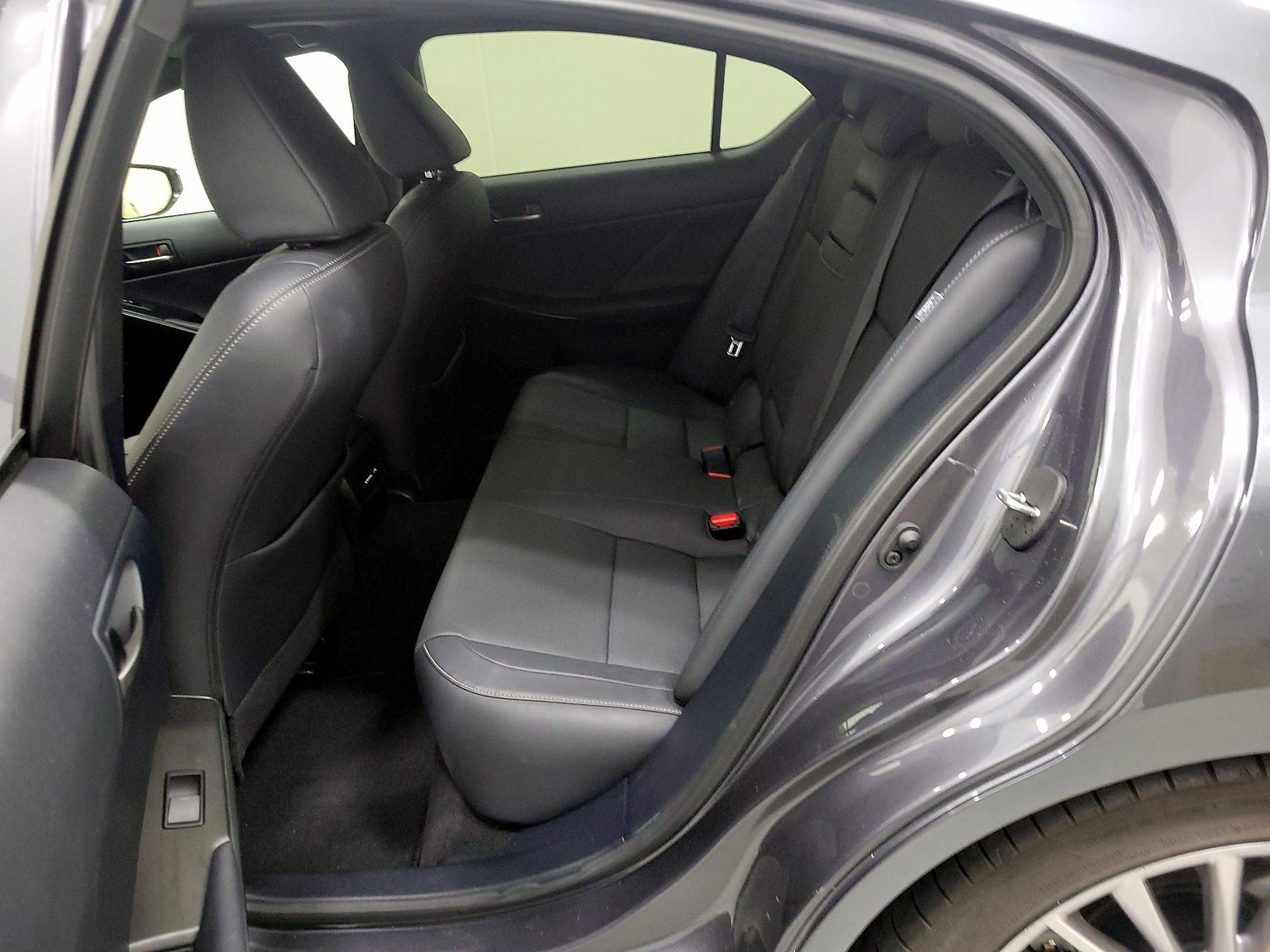 Thumbnail: 2023 Lexus IS - 18