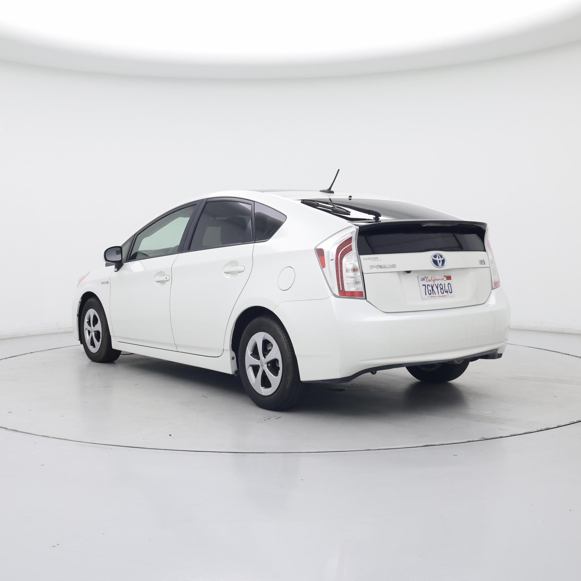 Thumbnail: 2014 Toyota Prius - 2