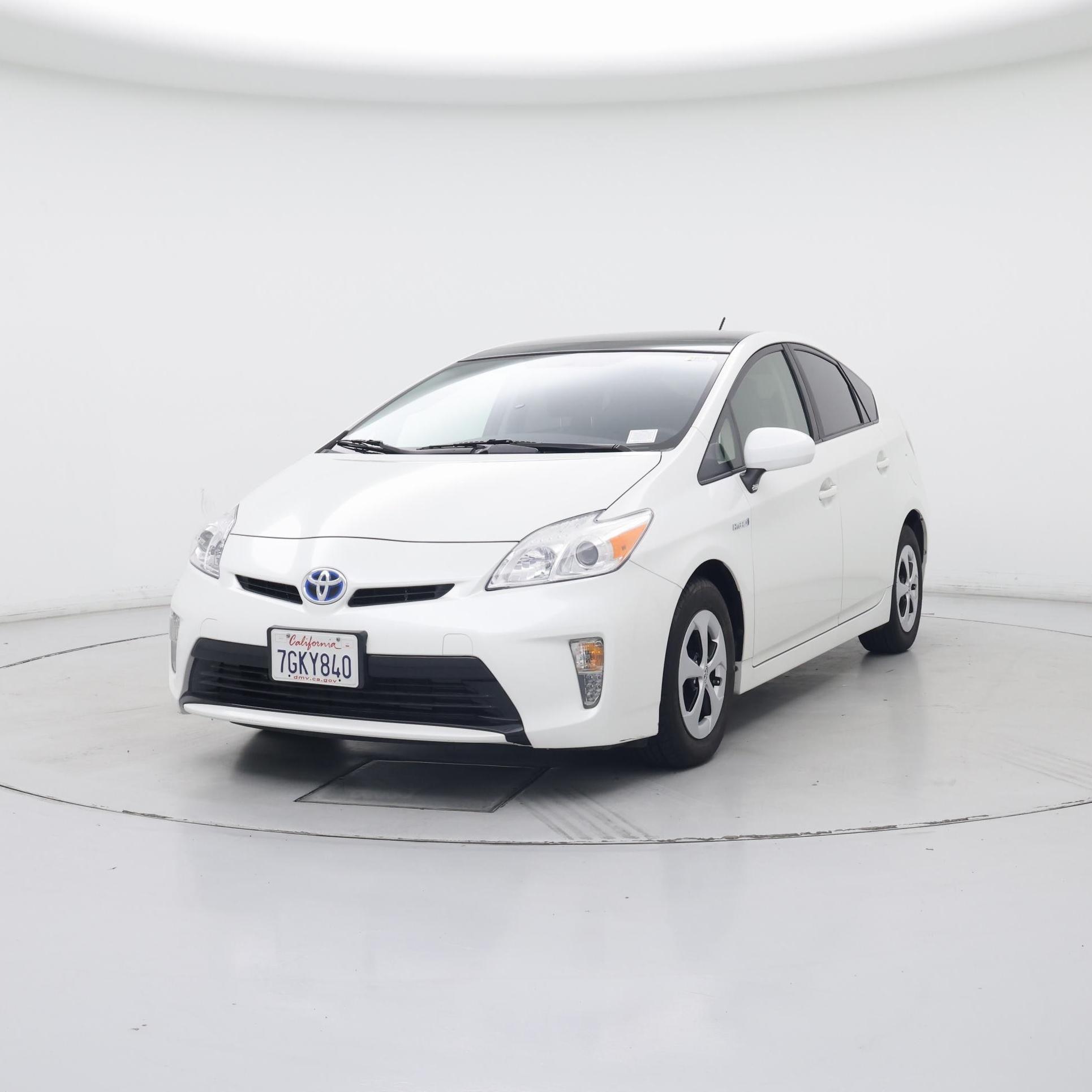 Thumbnail: 2014 Toyota Prius - 4