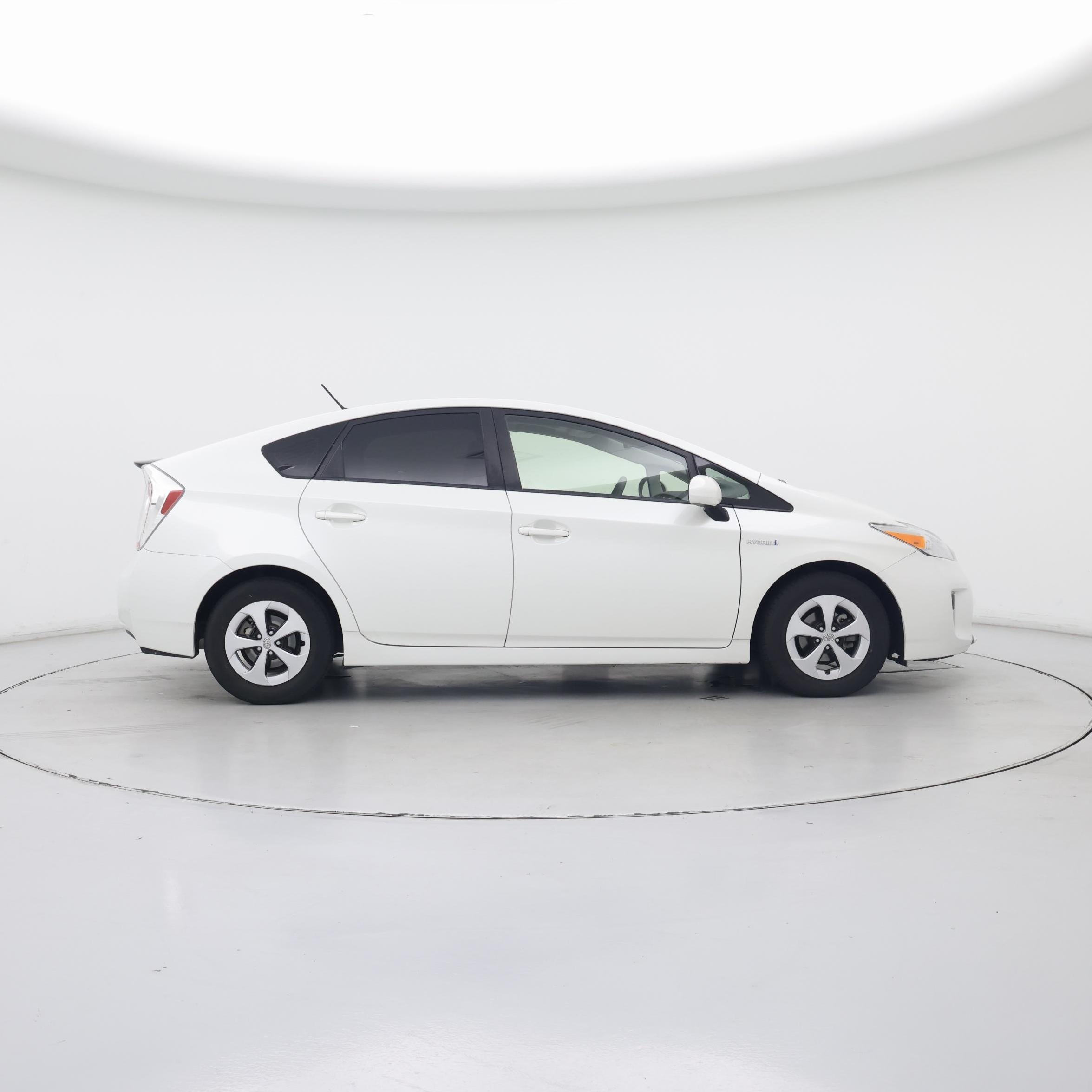 Thumbnail: 2014 Toyota Prius - 7