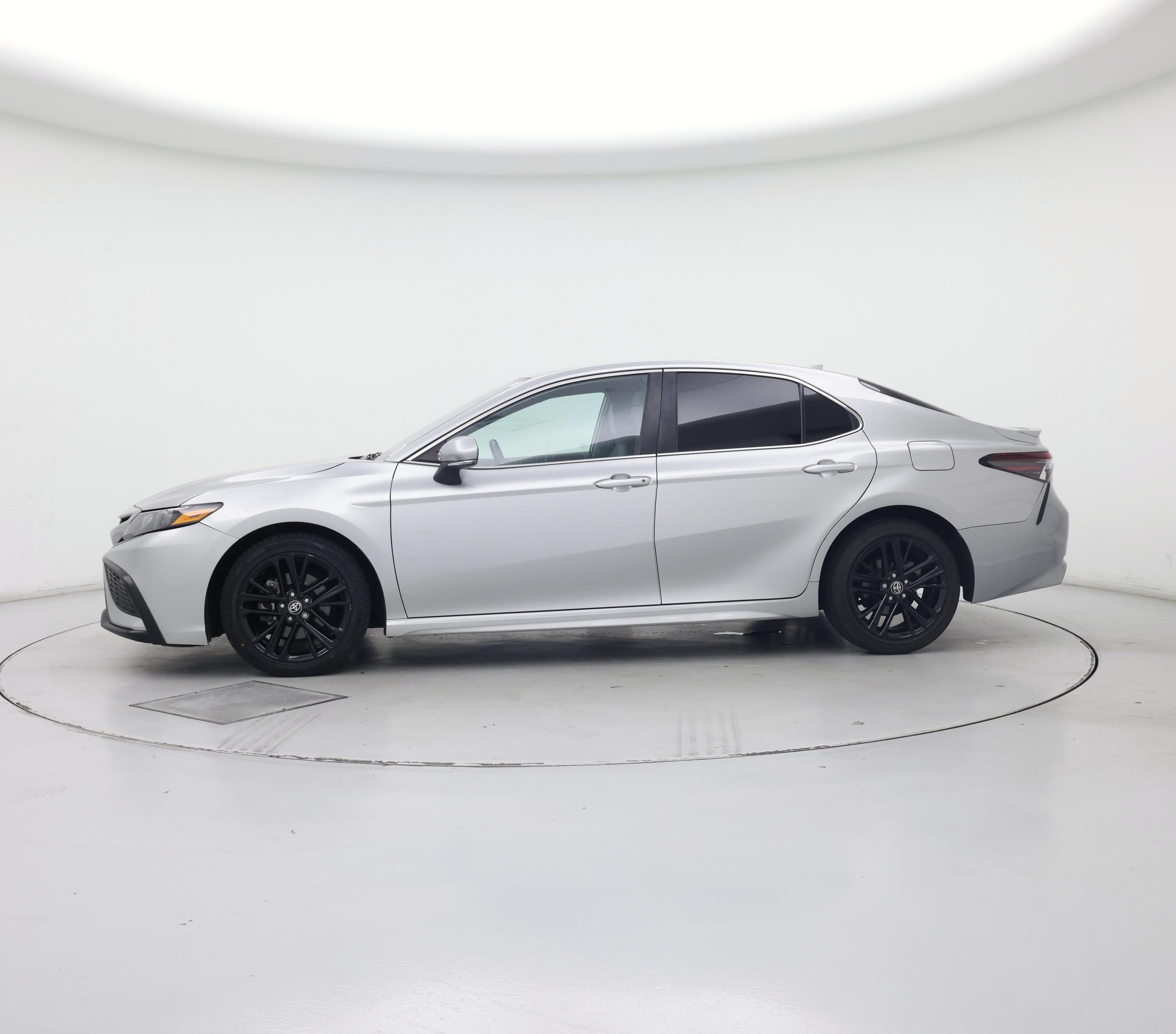 Thumbnail: 2023 Toyota Camry - 3