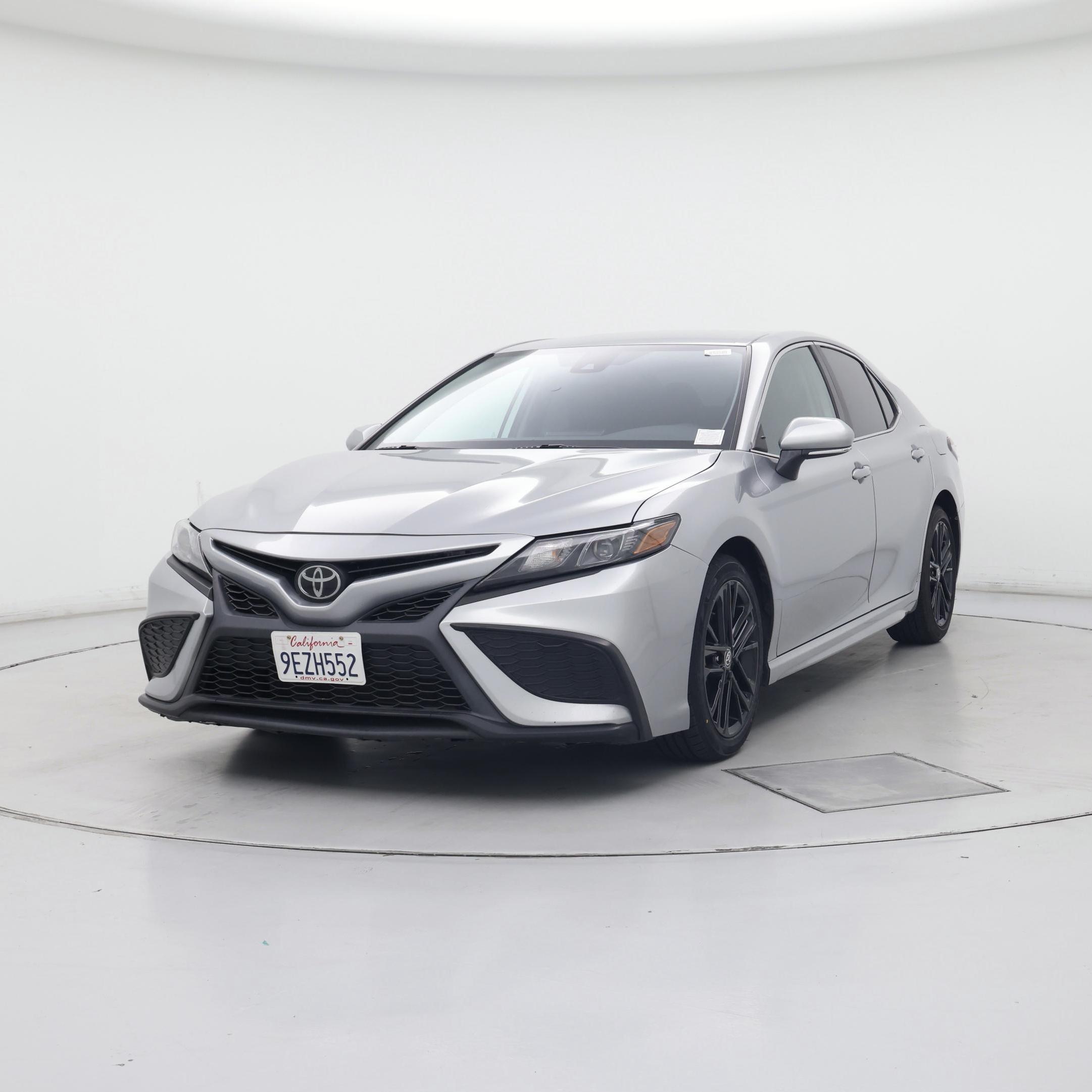 Thumbnail: 2023 Toyota Camry - 4