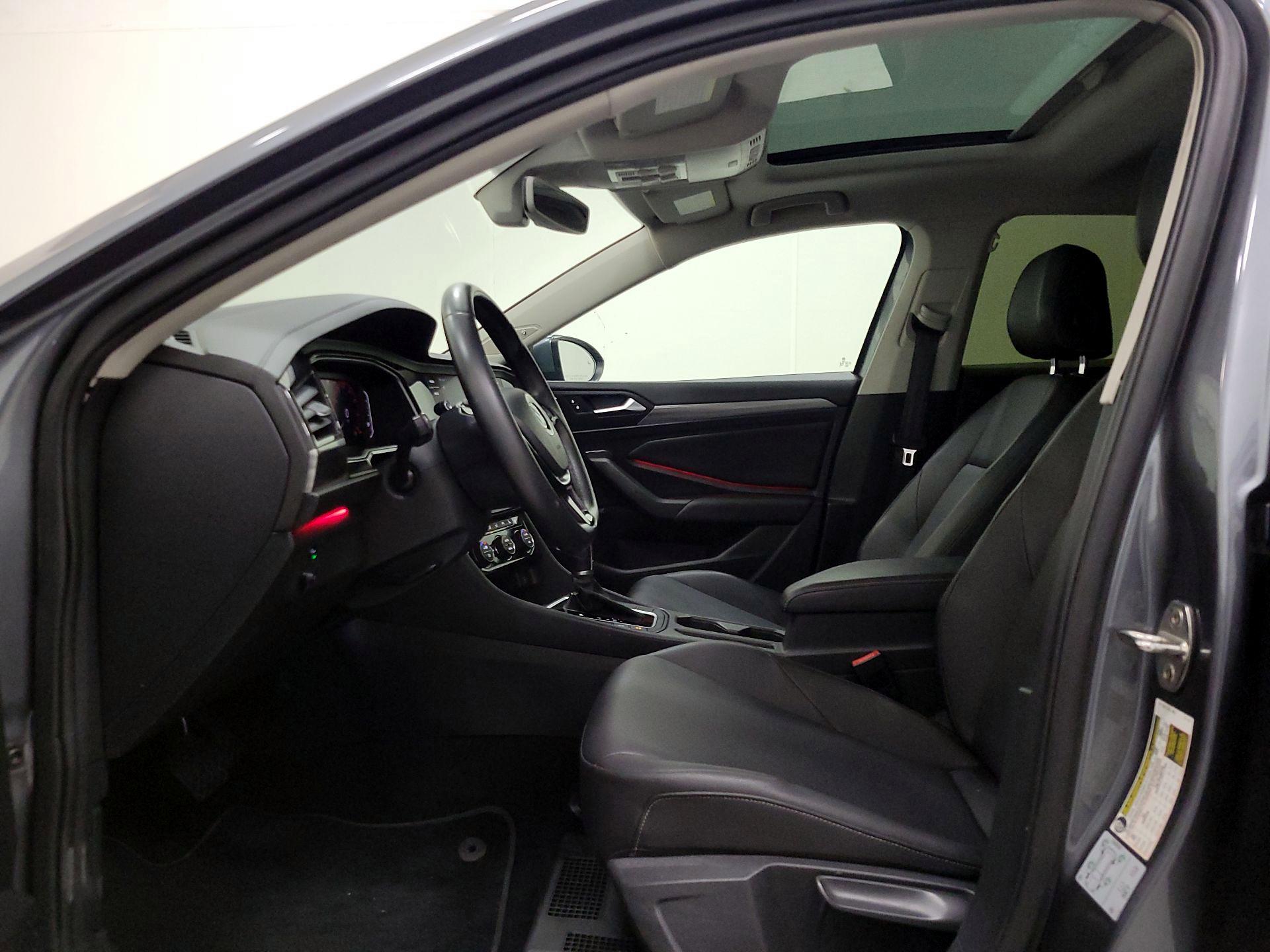 Thumbnail: 2019 Volkswagen Jetta - 19