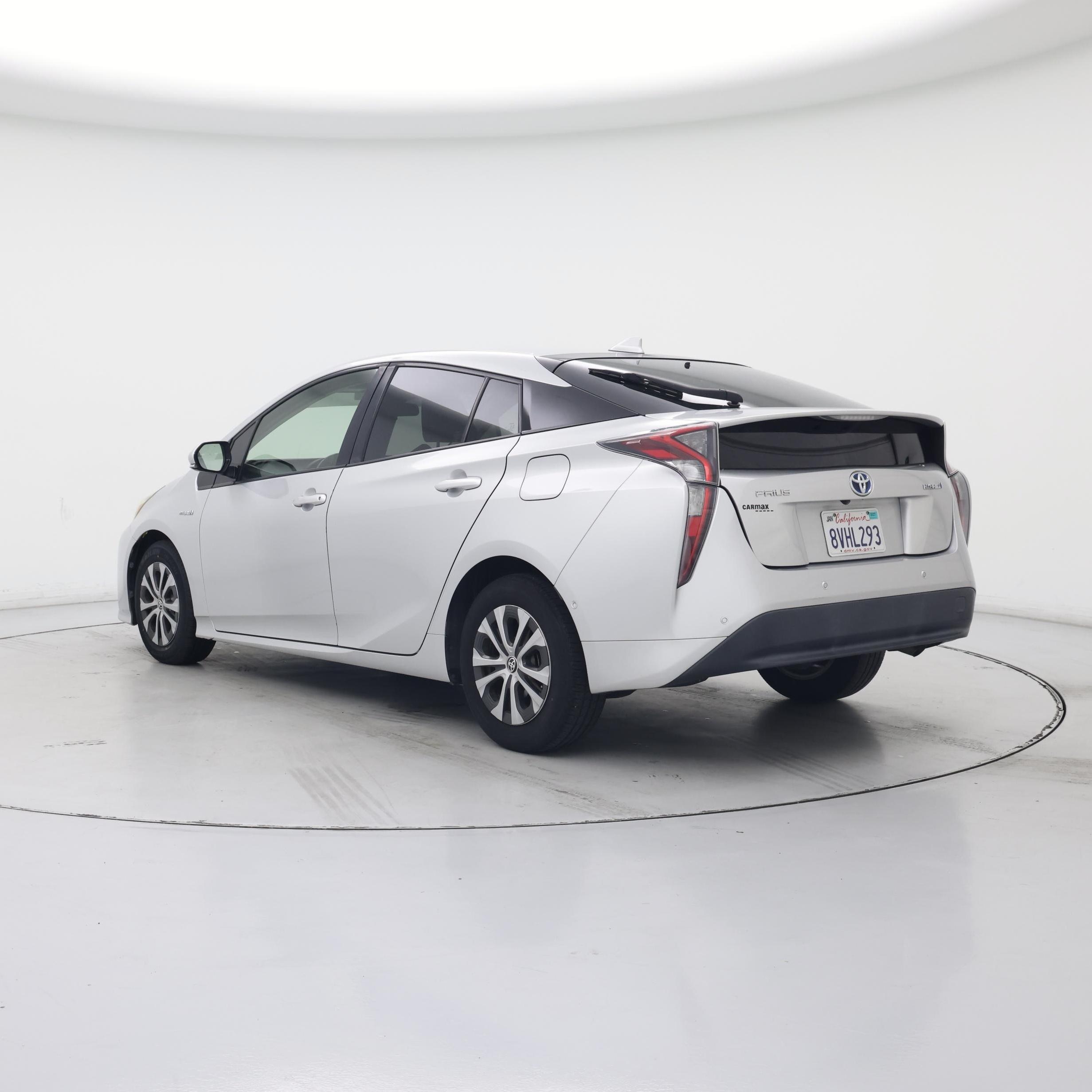 Thumbnail: 2017 Toyota Prius - 2