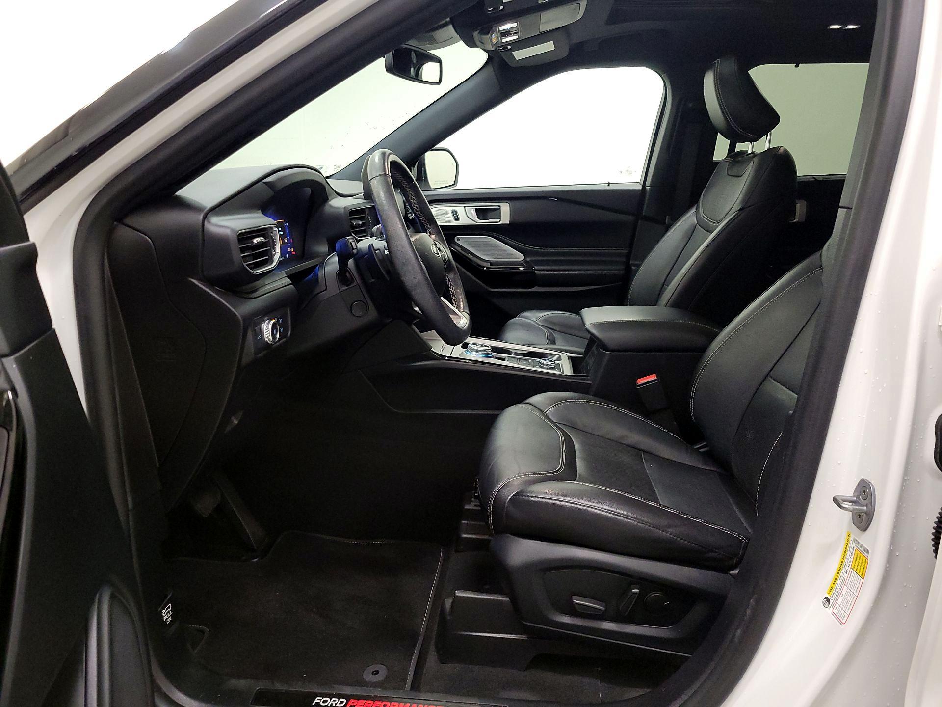 Thumbnail: 2022 Ford Explorer - 11