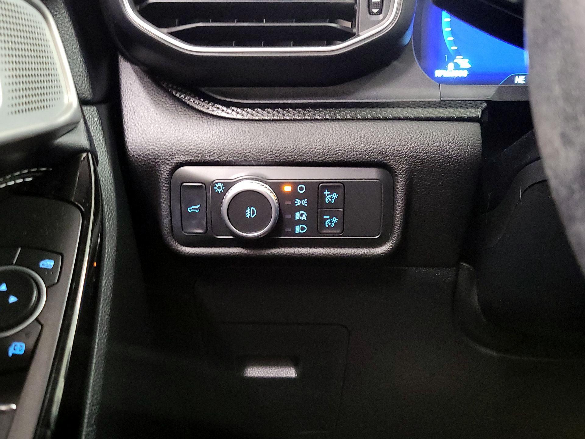 Thumbnail: 2022 Ford Explorer - 13