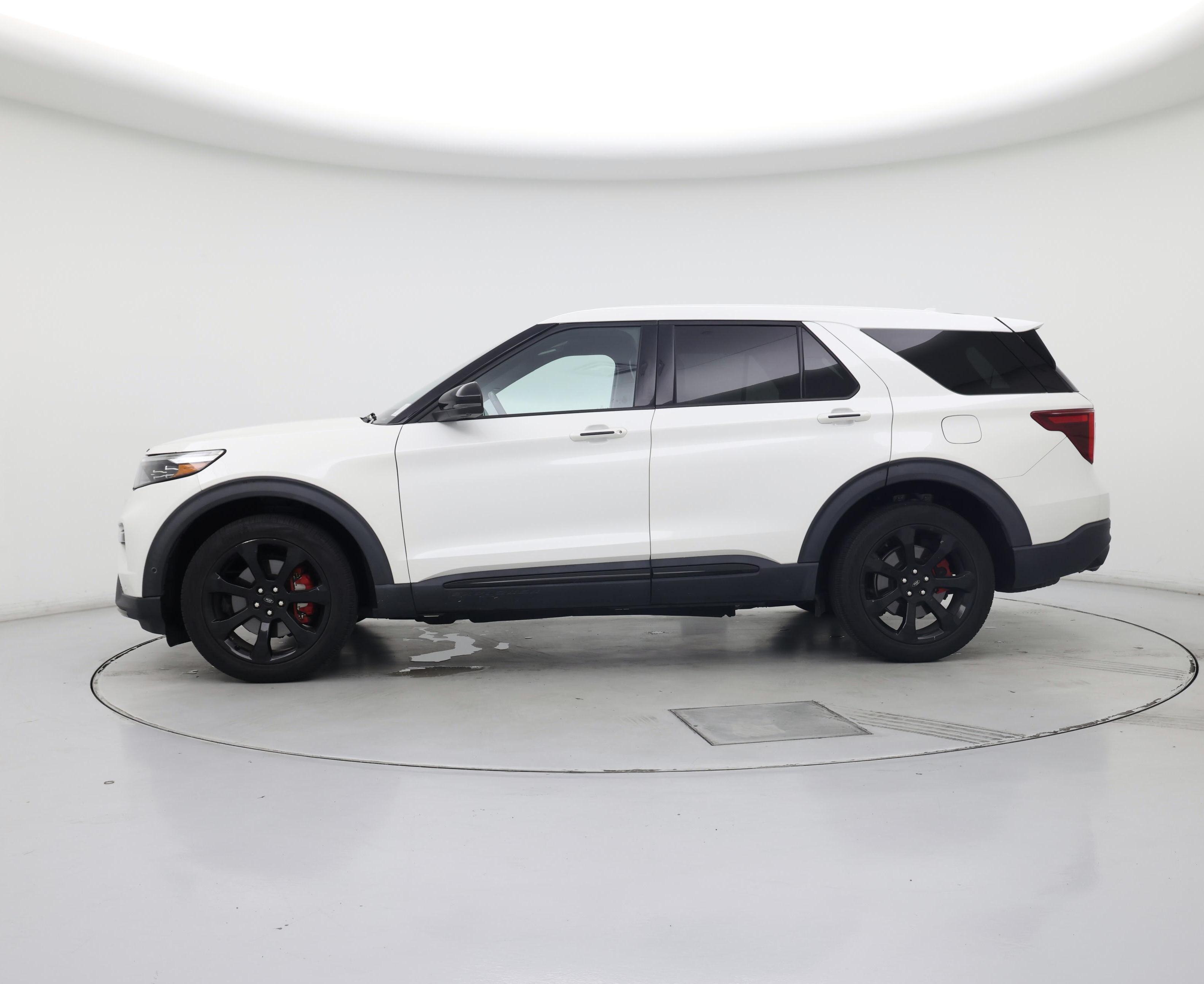 Thumbnail: 2022 Ford Explorer - 3