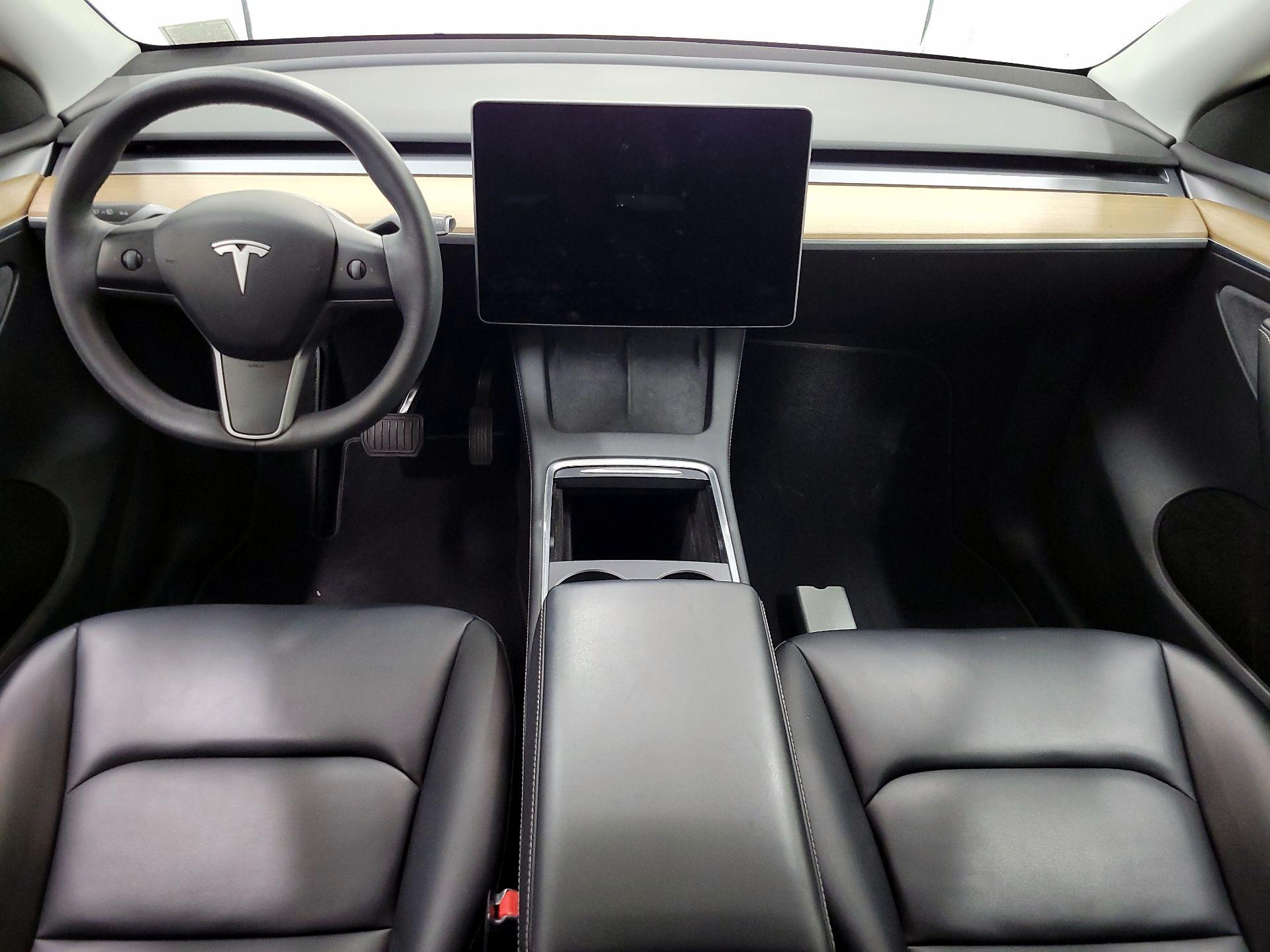 Thumbnail: 2023 Tesla Model Y - 9