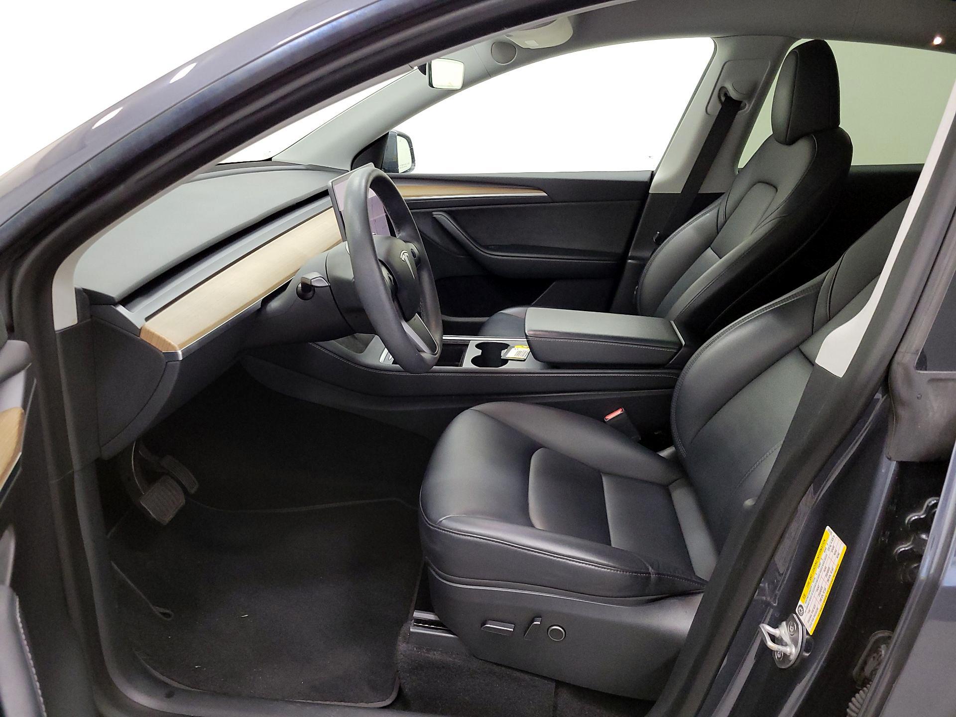 Thumbnail: 2023 Tesla Model Y - 11