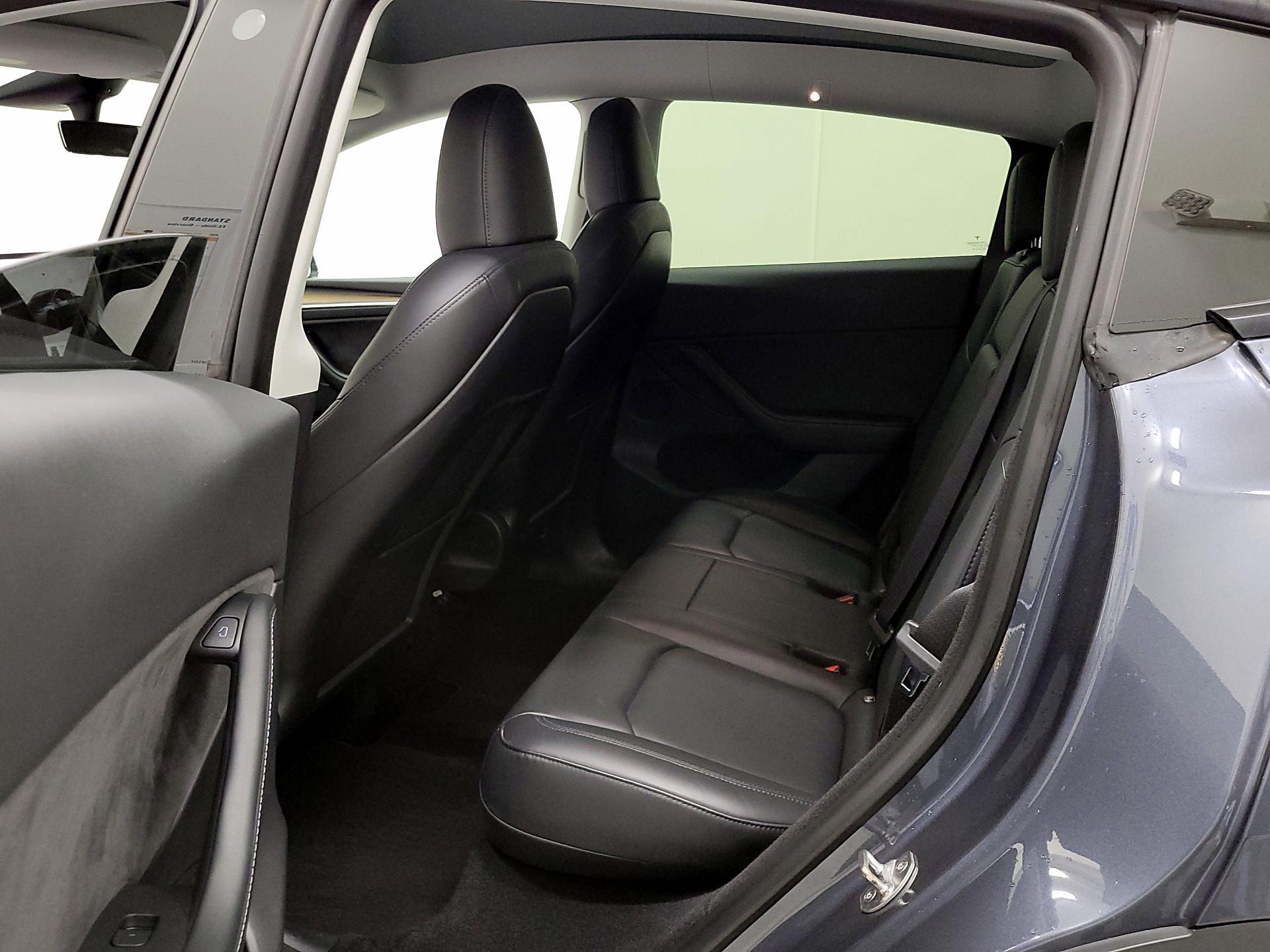 Thumbnail: 2023 Tesla Model Y - 19