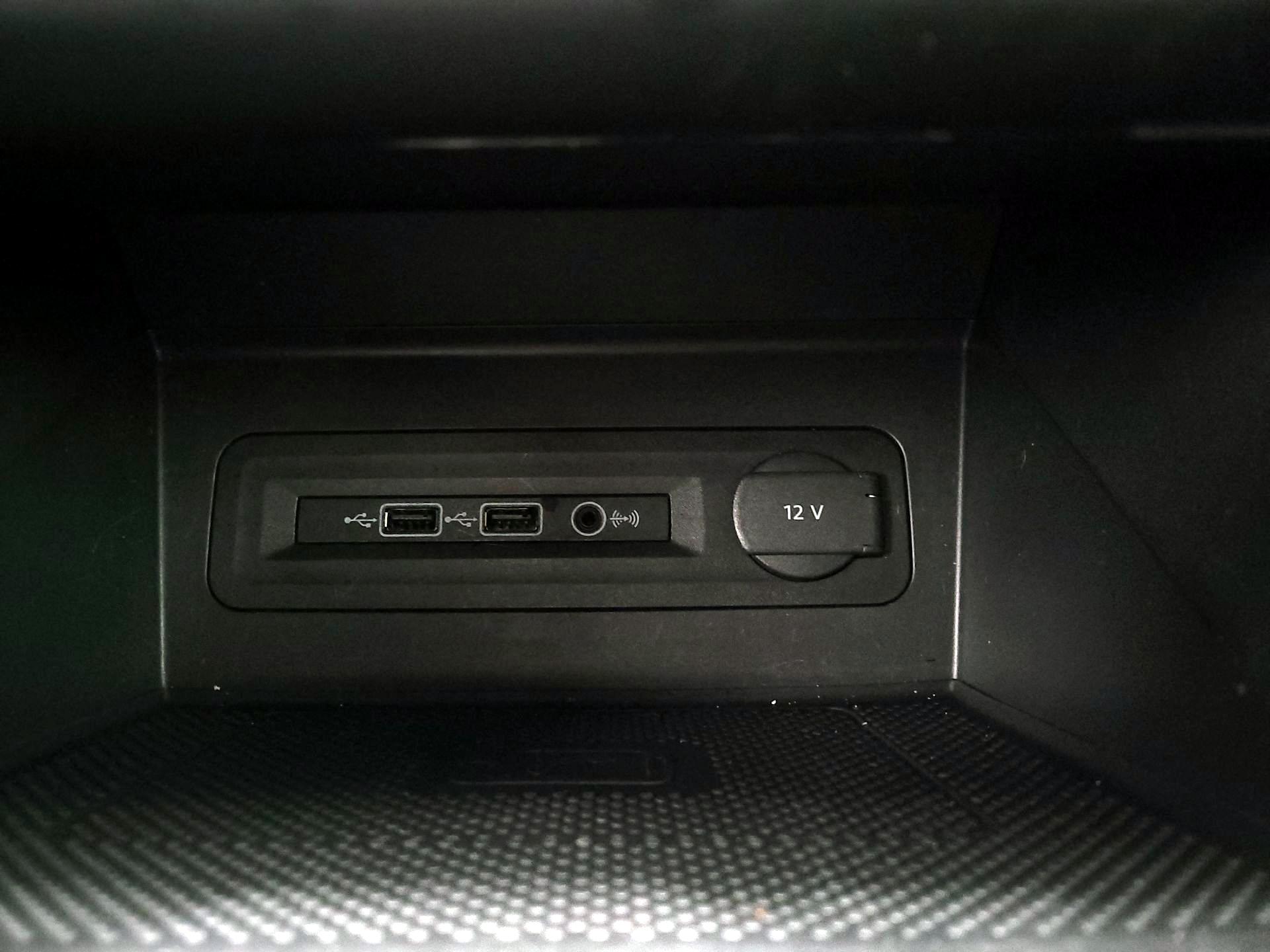 Thumbnail: 2020 Volkswagen Atlas - 18