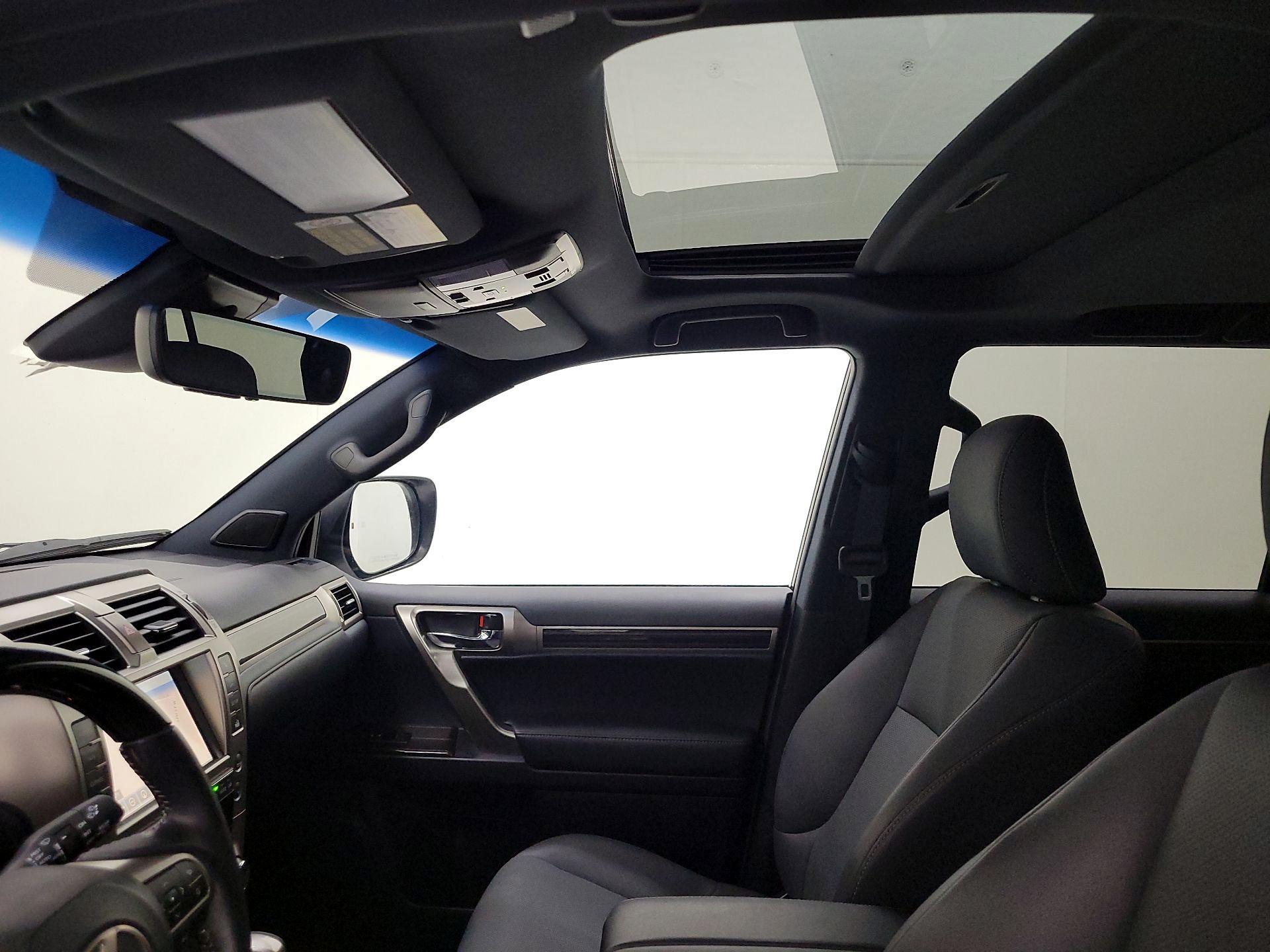 Thumbnail: 2021 Lexus GX - 20