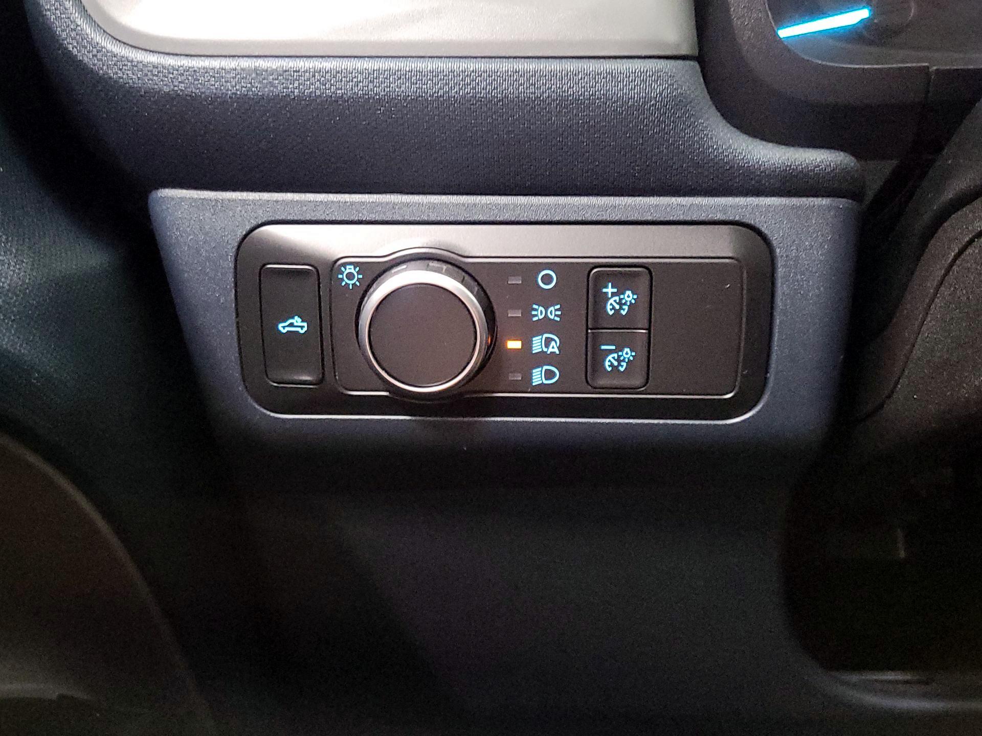 Thumbnail: 2022 Ford Maverick - 13