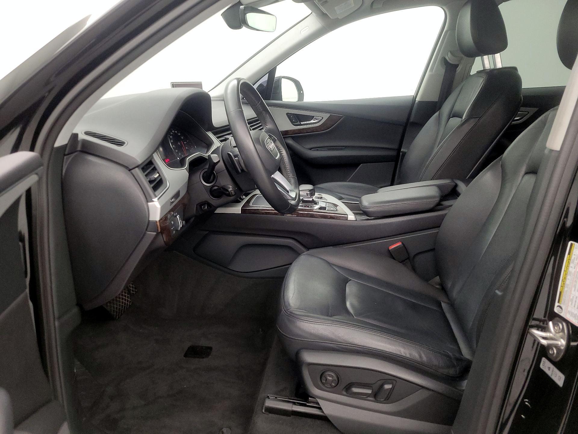 Thumbnail: 2019 Audi Q7 - 11