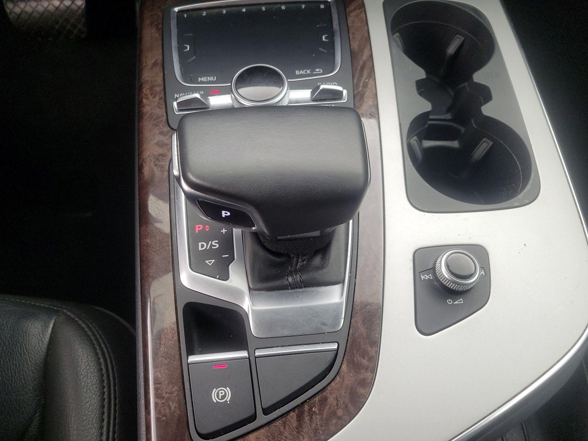 Thumbnail: 2019 Audi Q7 - 18