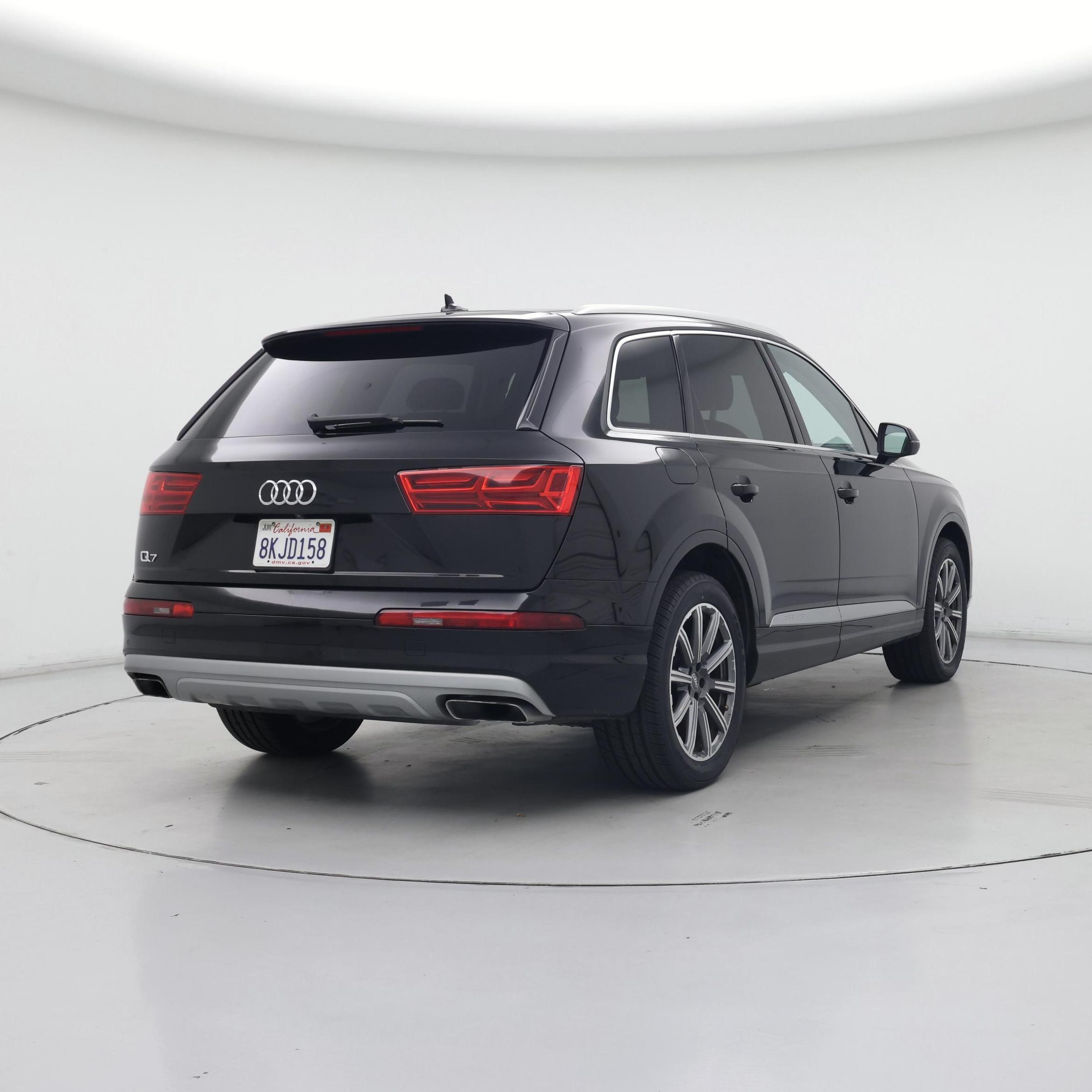 Thumbnail: 2019 Audi Q7 - 8