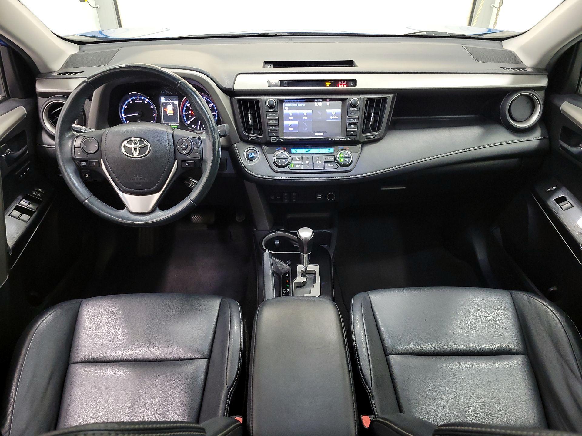 Thumbnail: 2017 Toyota RAV4 - 9