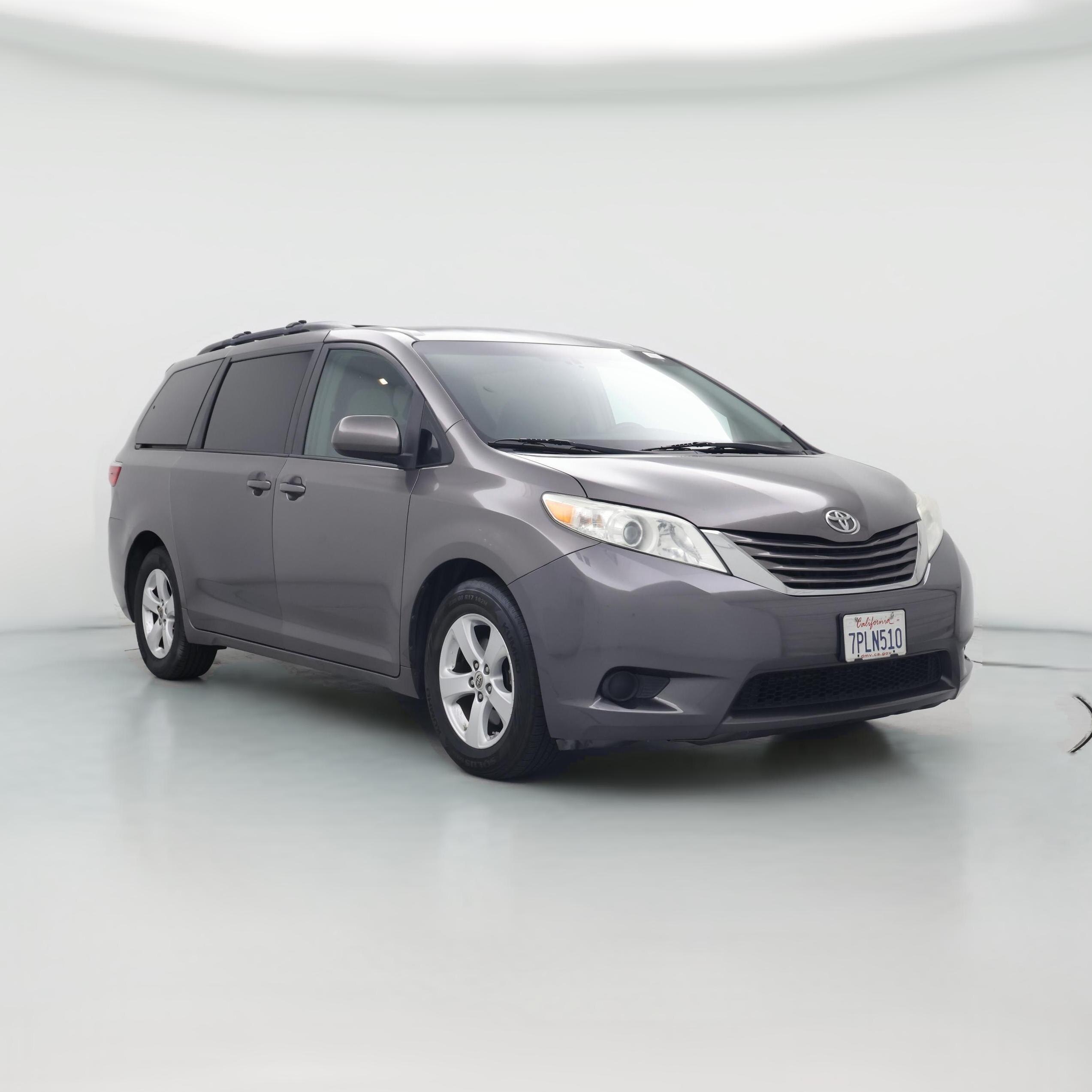 Thumbnail: 2015 Toyota Sienna - 1