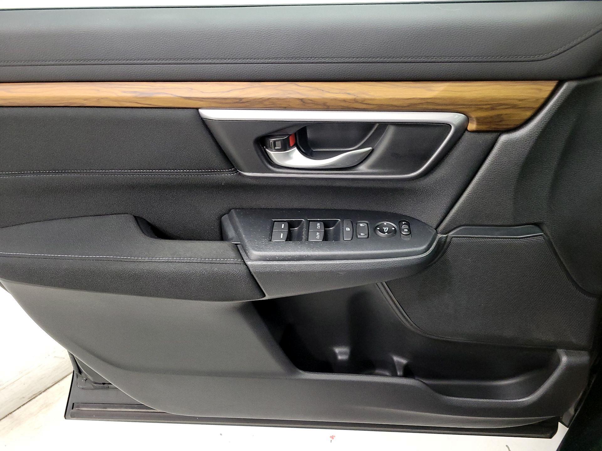 Thumbnail: 2017 Honda CR-V - 12