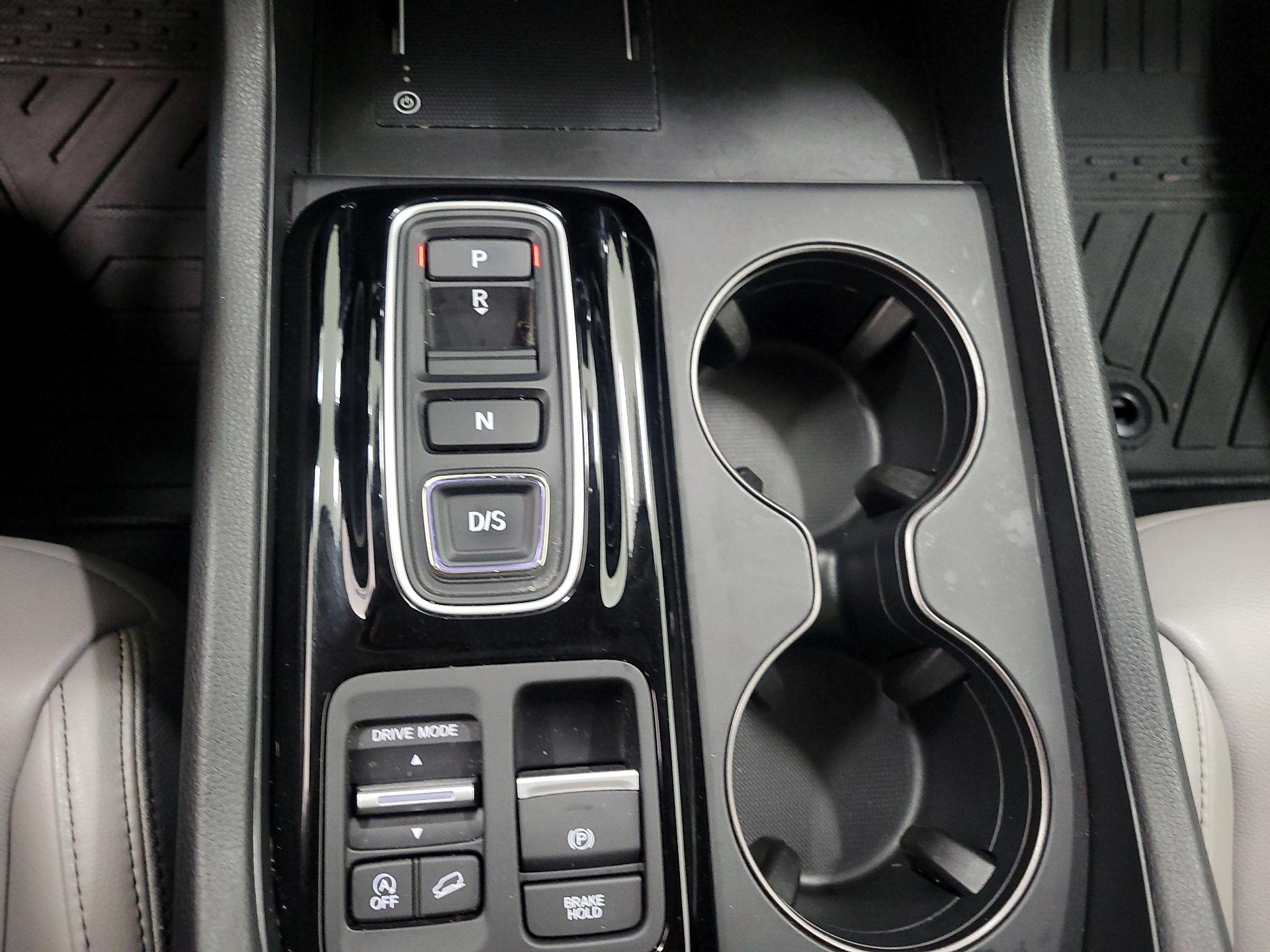 Thumbnail: 2024 Honda Pilot - 17