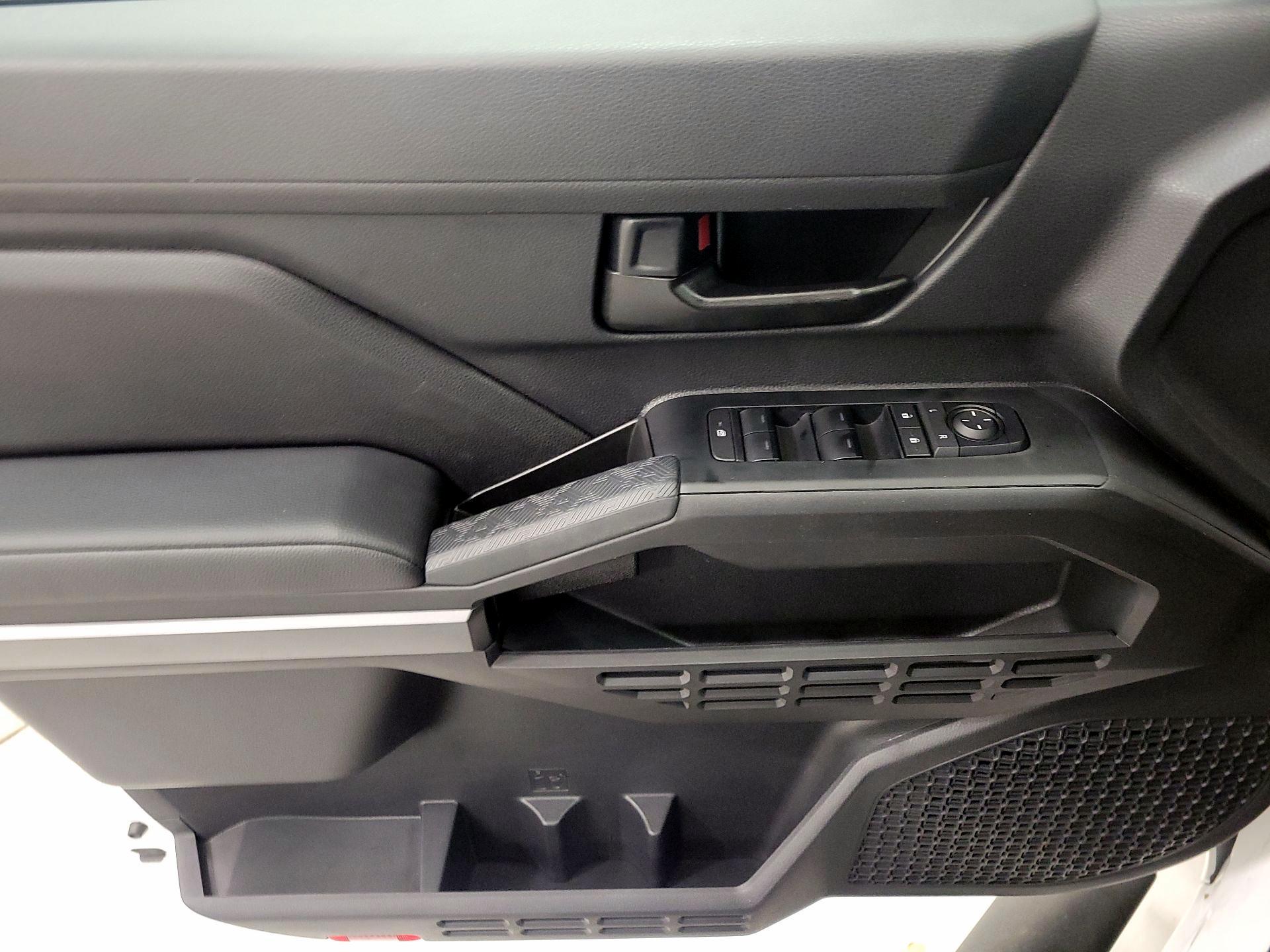 Thumbnail: 2025 Toyota Tacoma - 12