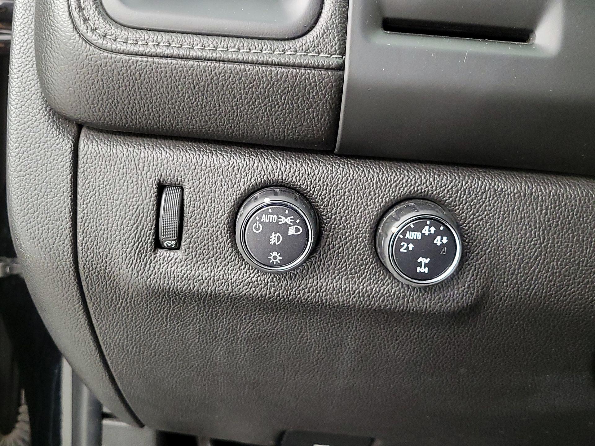 Thumbnail: 2016 GMC Canyon - 13