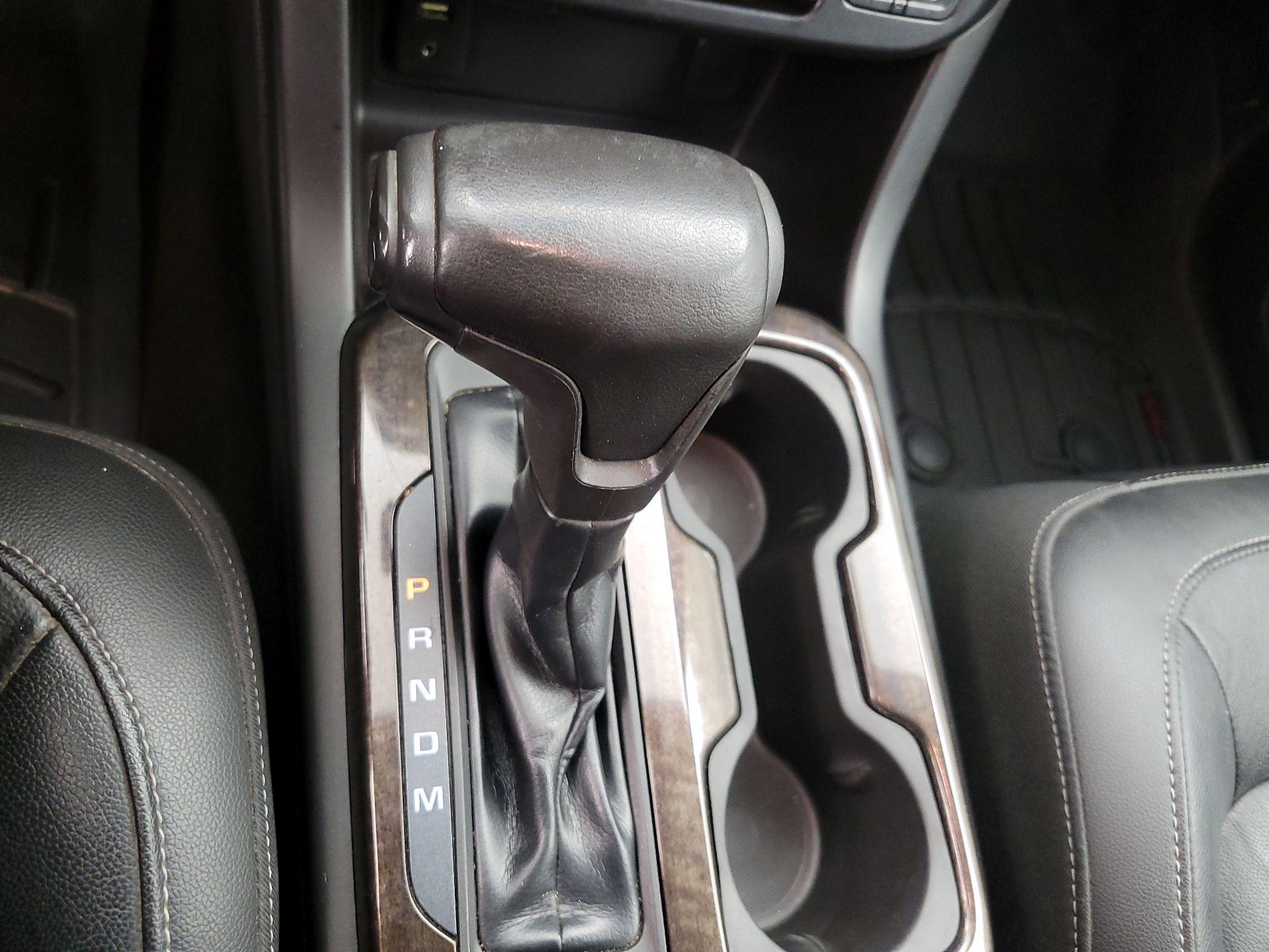 Thumbnail: 2016 GMC Canyon - 17