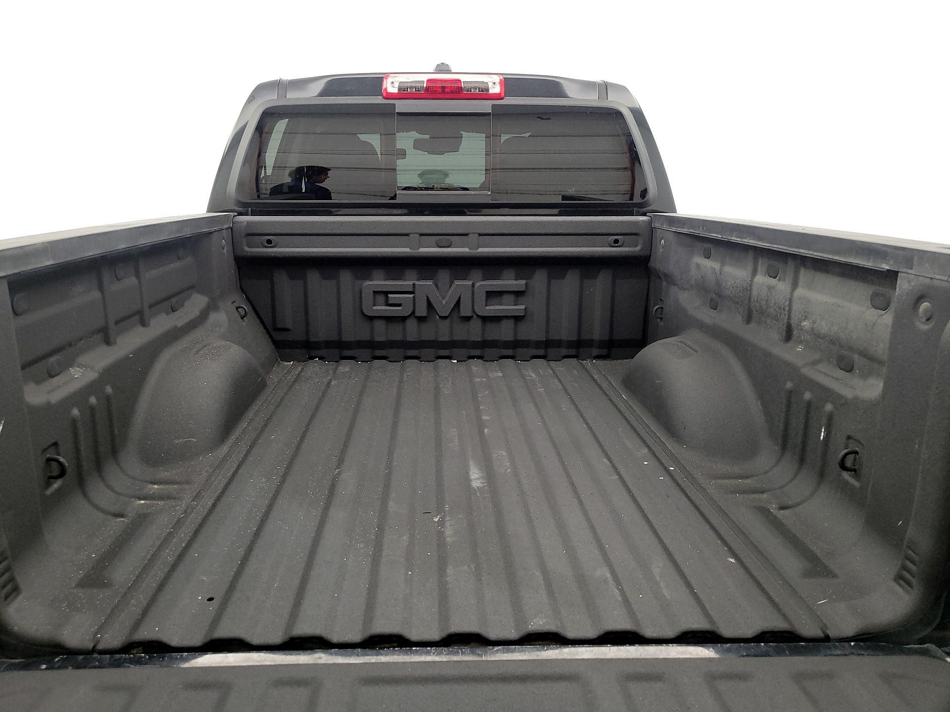 Thumbnail: 2016 GMC Canyon - 20