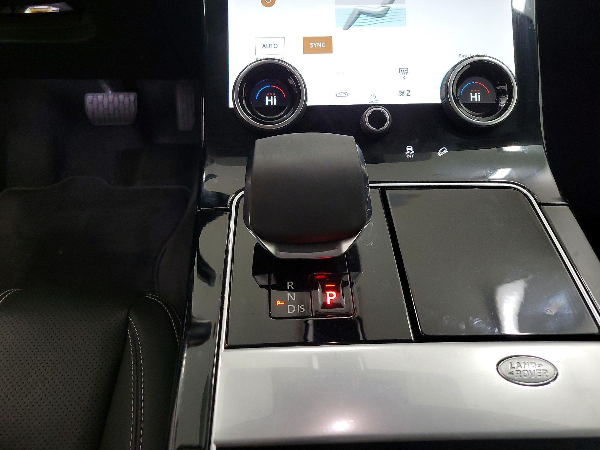 Thumbnail: 2022 Land Rover Range Rover Velar - 18