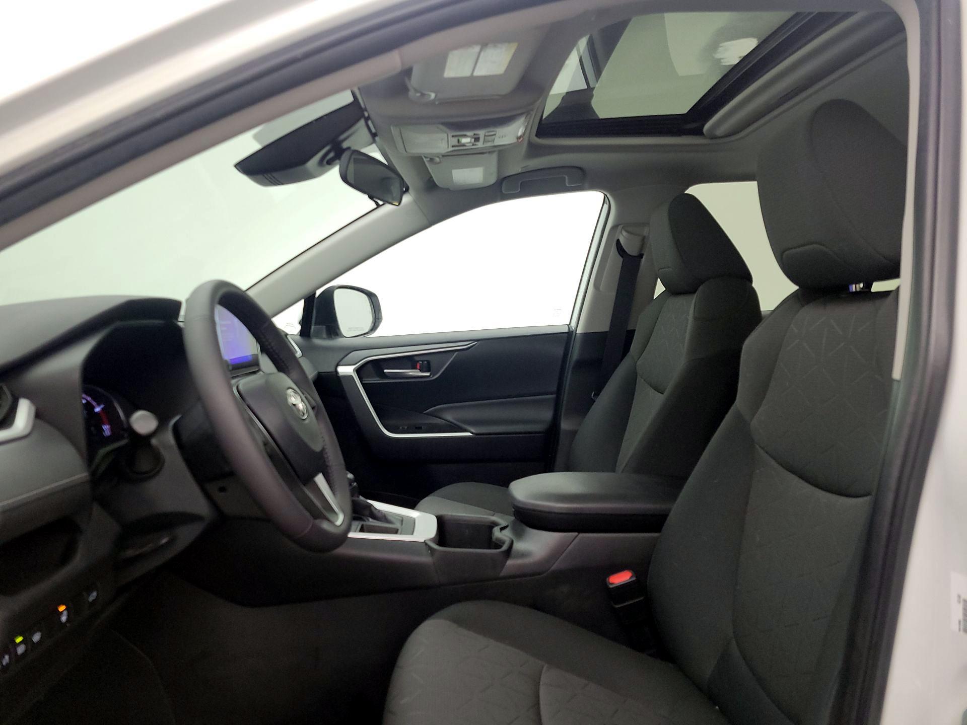 Thumbnail: 2023 Toyota RAV4 - 19