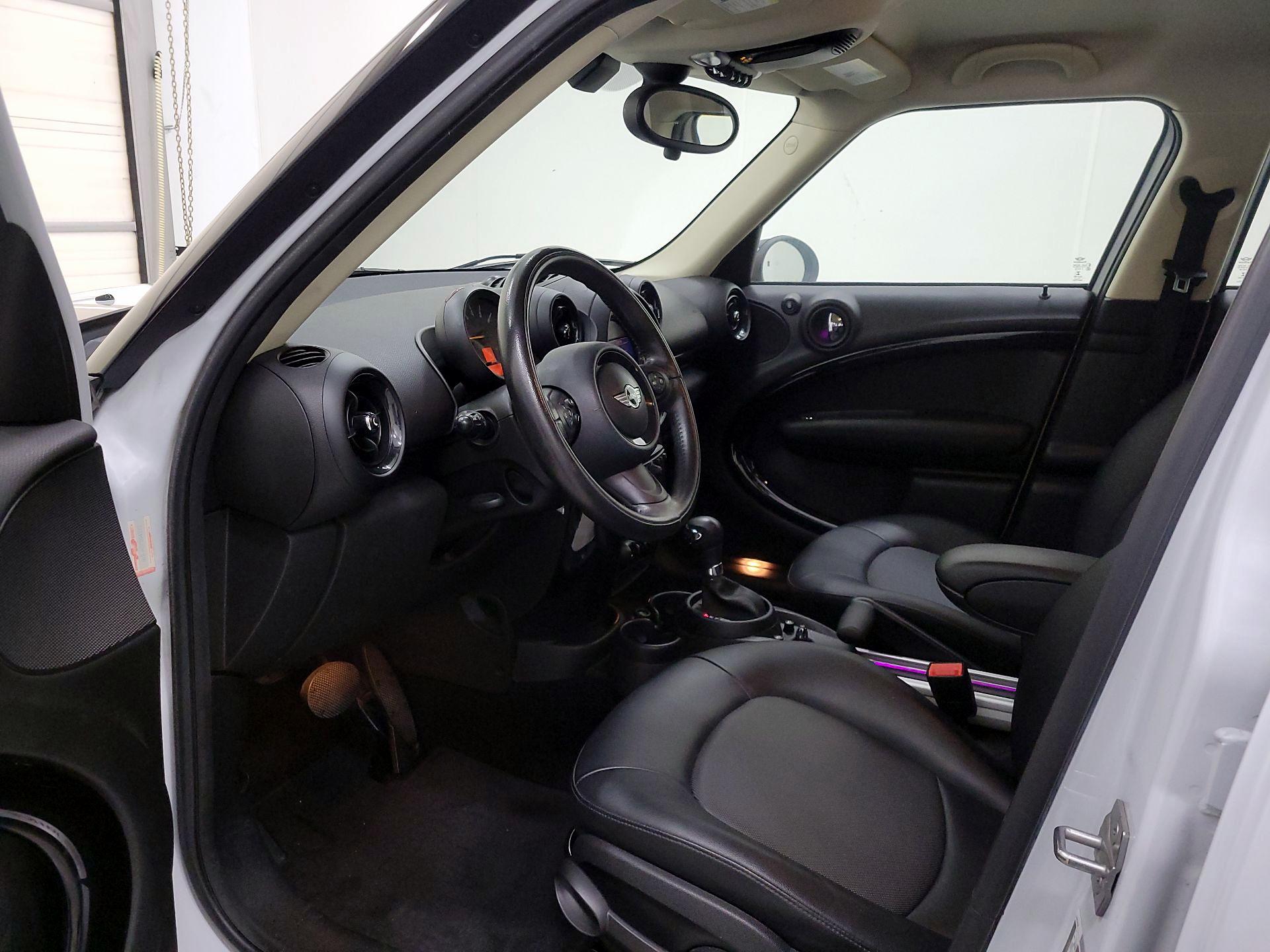 Thumbnail: 2016 MINI Cooper Countryman - 11