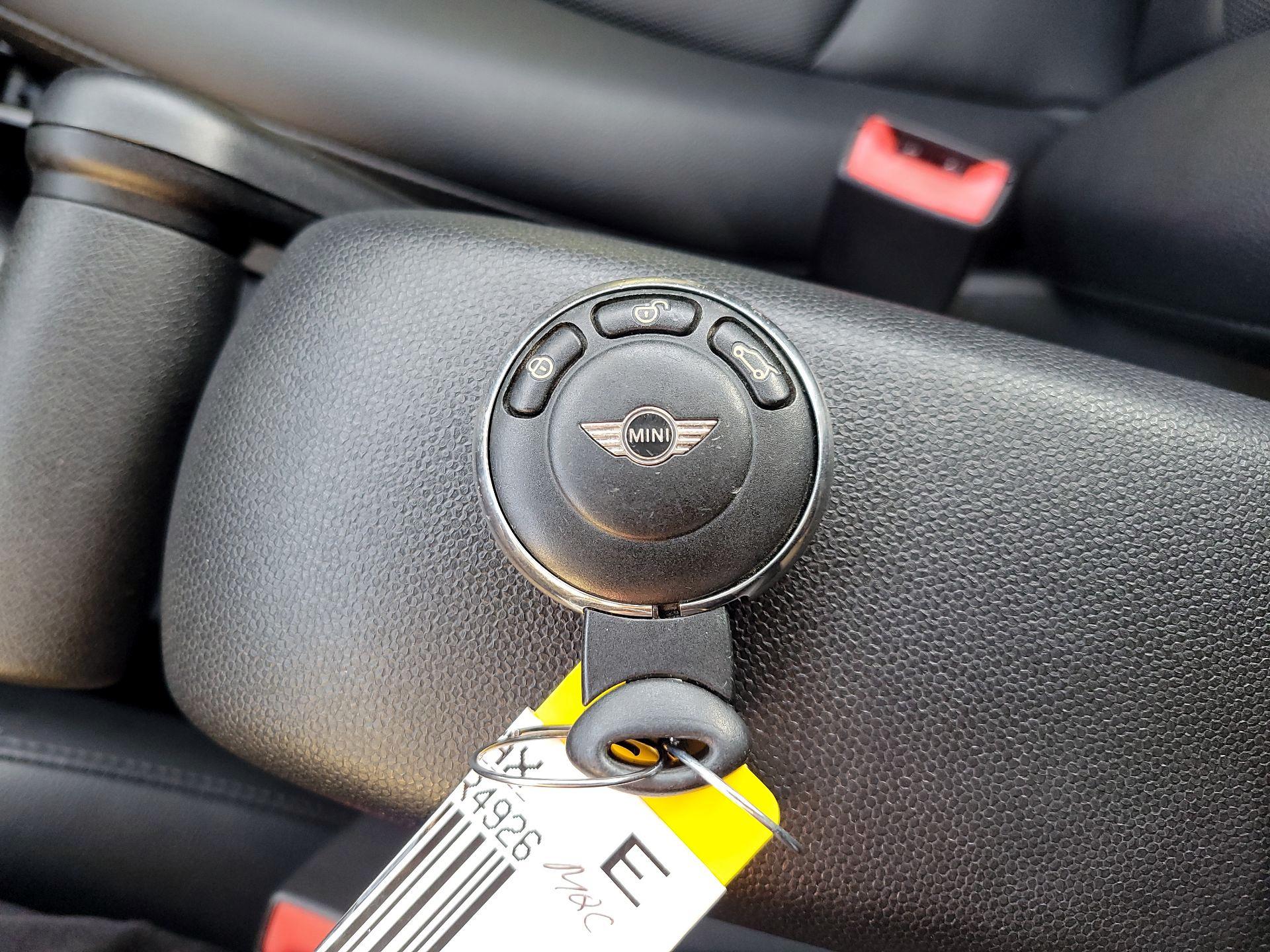 Thumbnail: 2016 MINI Cooper Countryman - 20