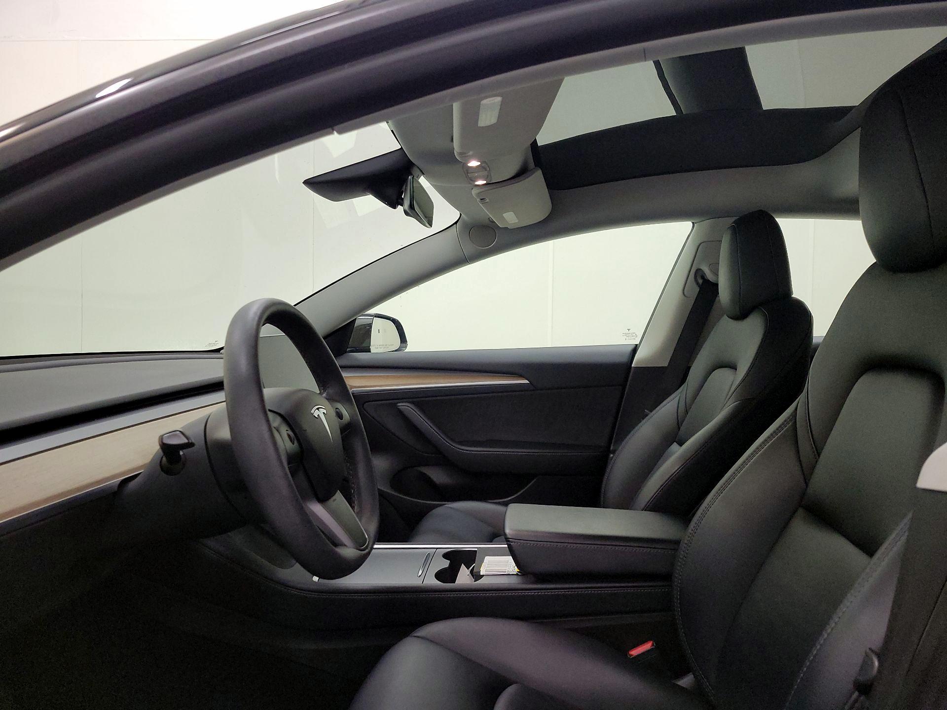 Thumbnail: 2022 Tesla Model 3 - 18