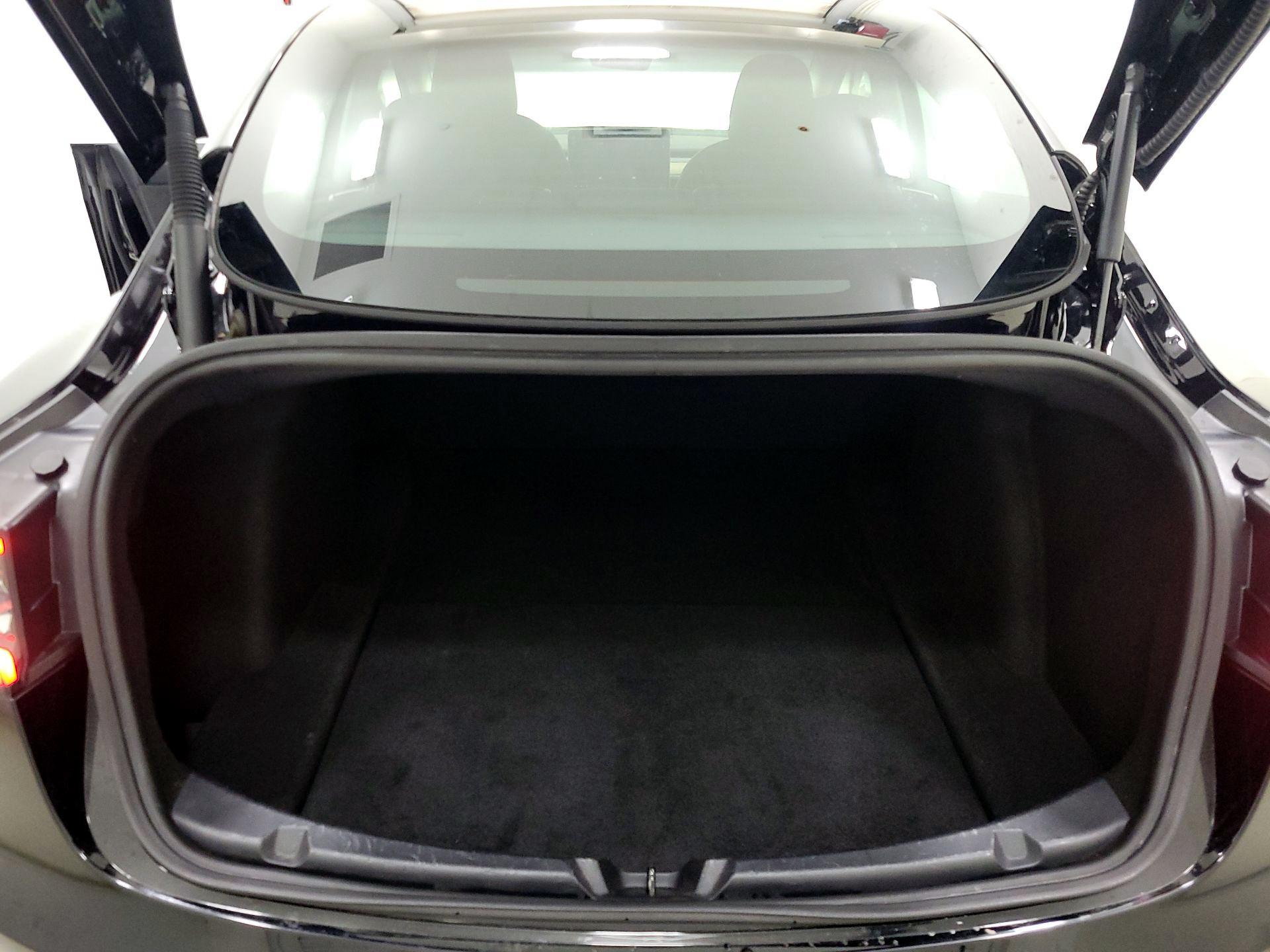 Thumbnail: 2022 Tesla Model 3 - 20