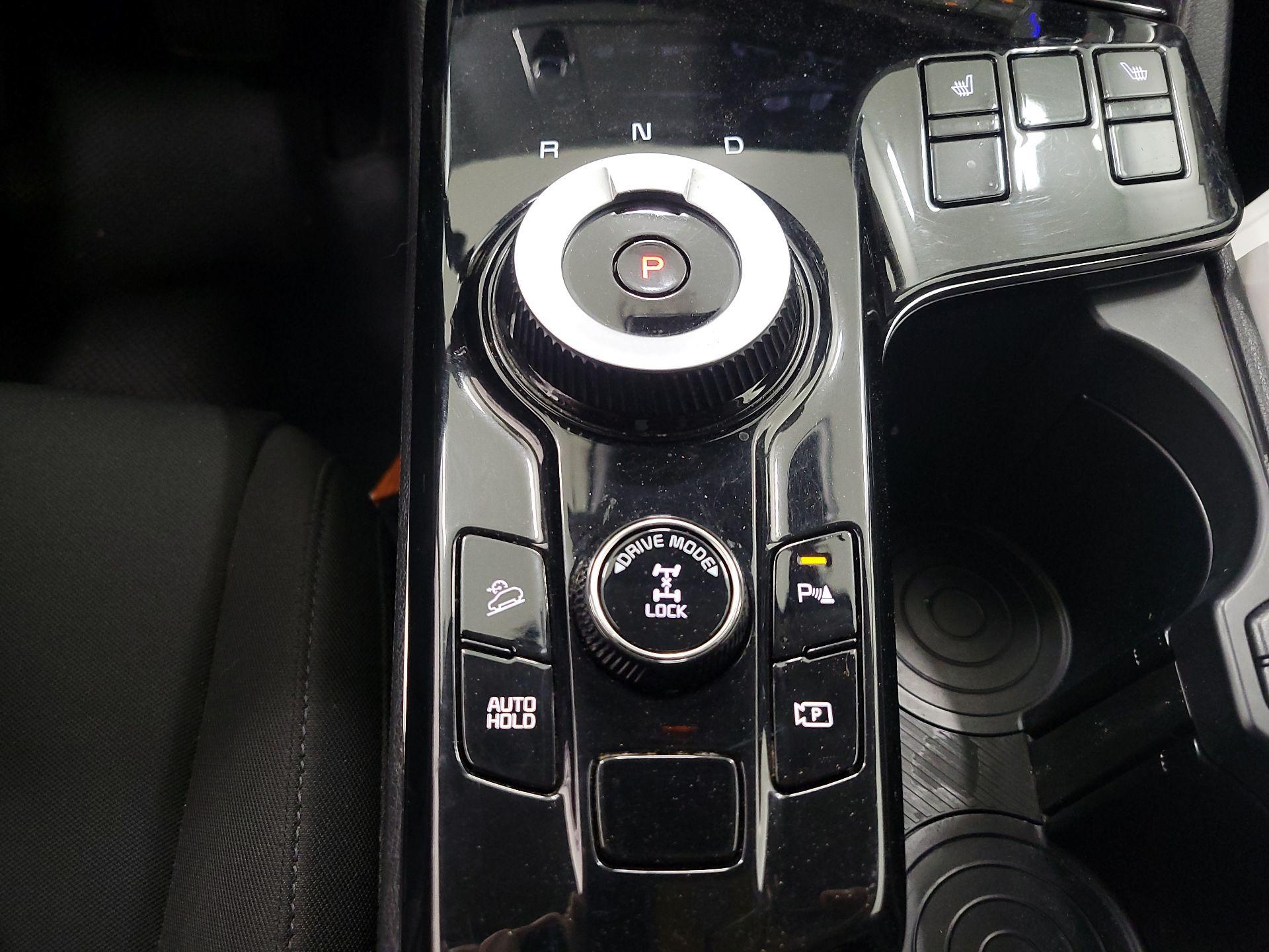 Thumbnail: 2023 Kia Sportage - 17