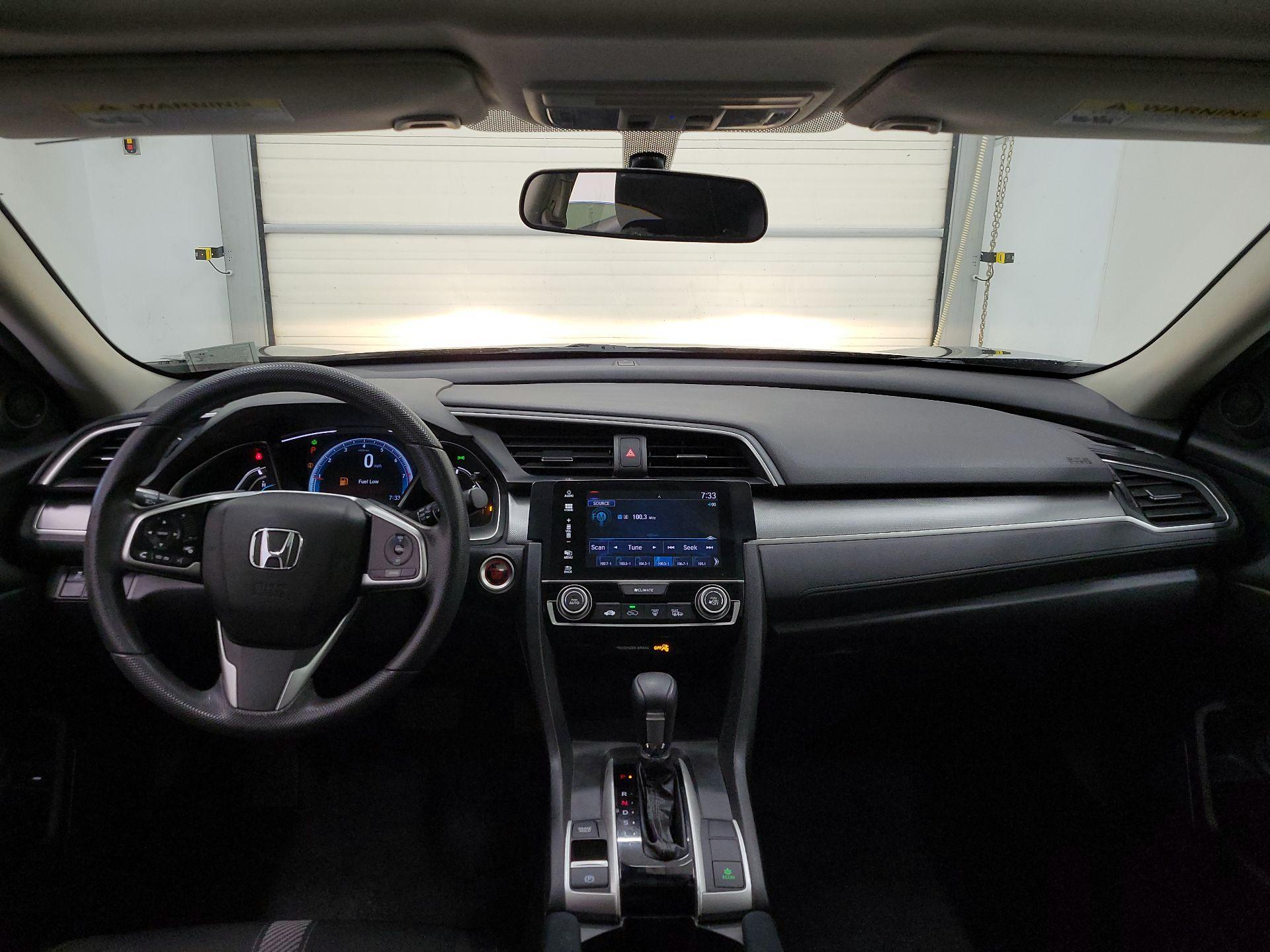 Thumbnail: 2017 Honda Civic - 9