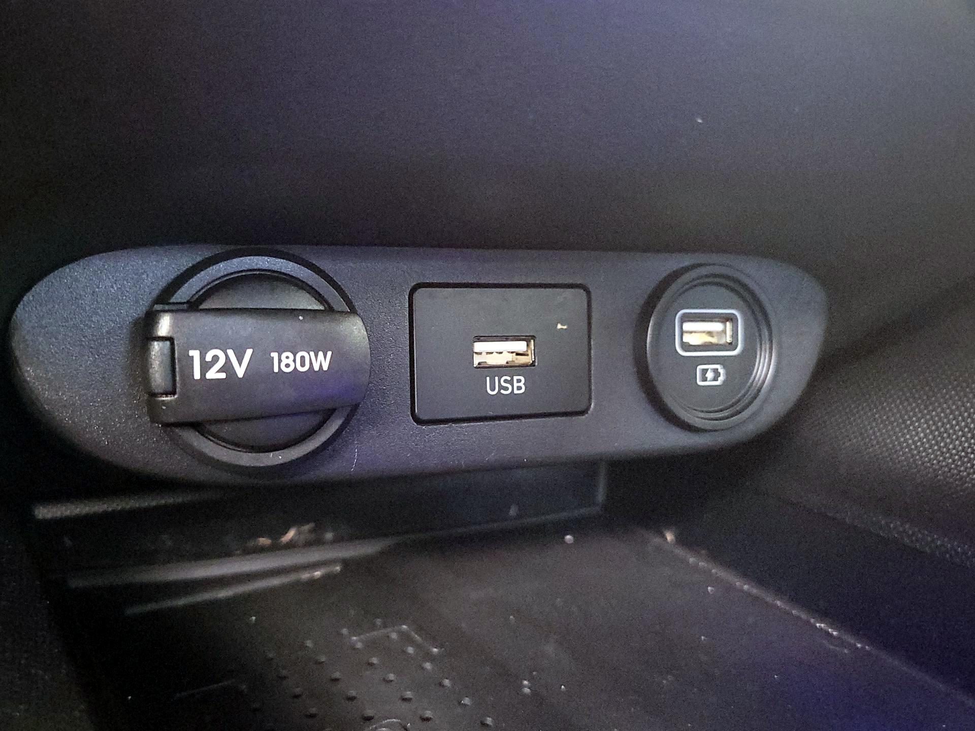 Thumbnail: 2023 Hyundai Elantra - 19