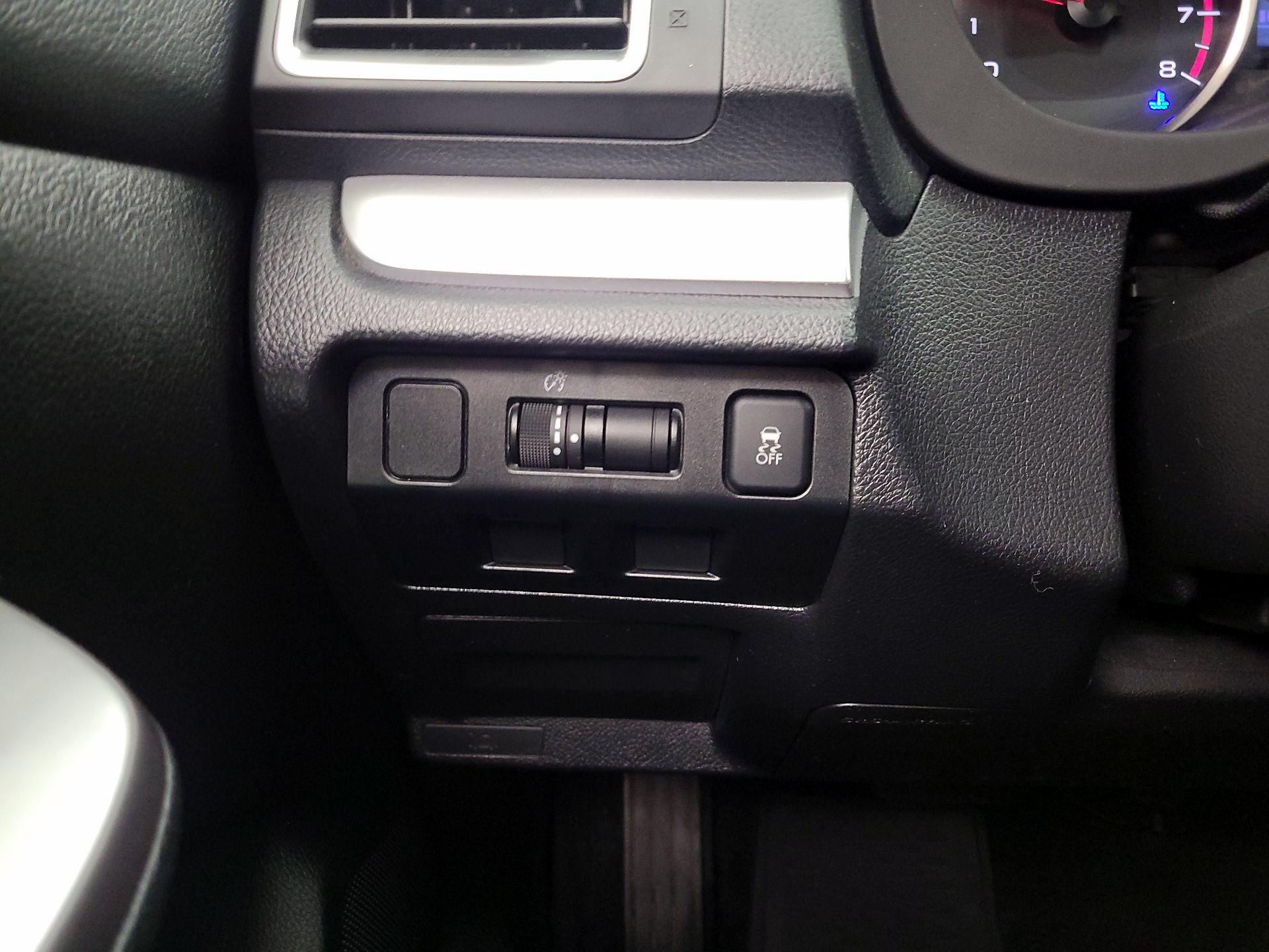 Thumbnail: 2015 Subaru XV Crosstrek - 13